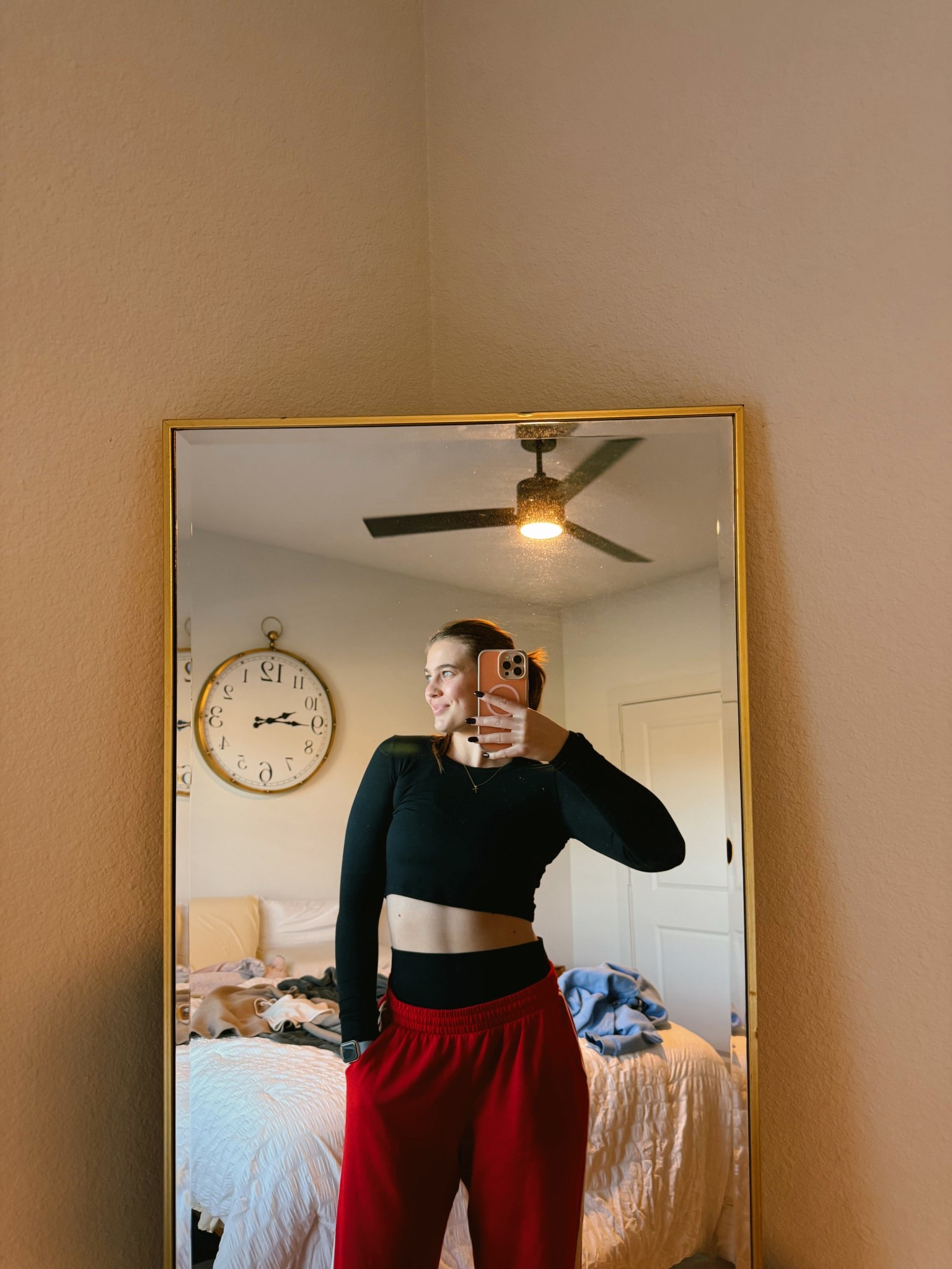 gym fit

5’7 wearing a size small top and medium bottoms

#LTKgrwm #LTKTall #LTKootd