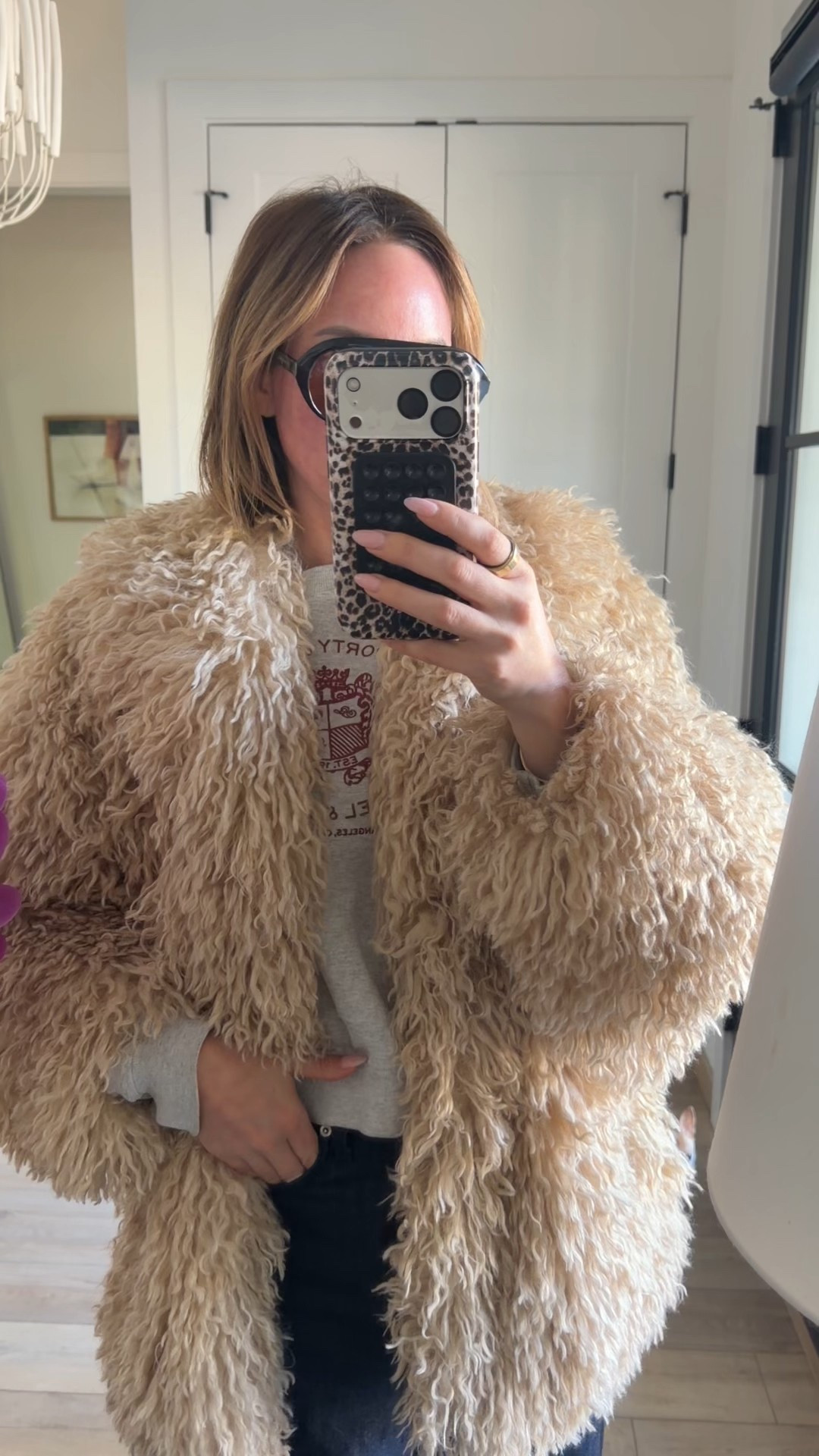 Wearing a medium and the sweatshirt. Coat is from free people, but unfortunately sold out but the ones I linked below look almost identical. Especially that top shop.
If in between sizes, size up in the jeans


#LTKdayinmylife #LTKmomlife #LTKootd