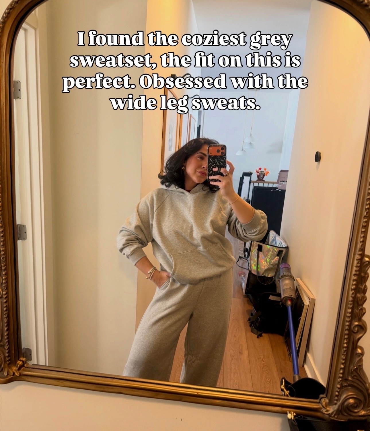The coziest & comfiest gray sweat set! Wide leg pants balance my inverted triangle body shape. The quality is great! 

I did L for both 

#LTKgrwm #LTKootd #LTKMidsize