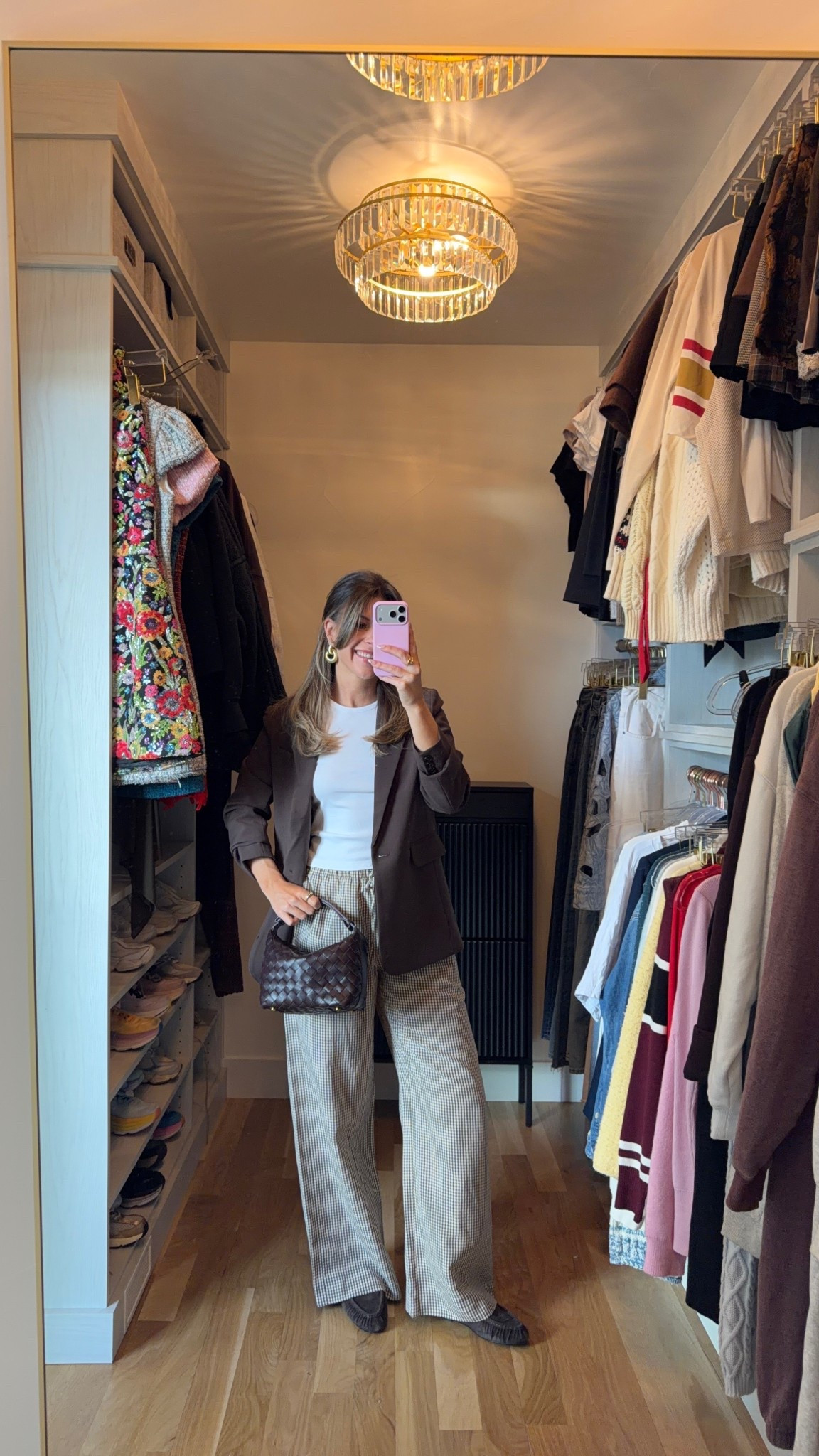 Aritzia tan gingham linen pants paired with a white tee and brown blazer

Vici code: emerson30

Wearing medium pants. Small top

Casual
Everyday
Mom look
Errands
Workwear
Comfy
Spring look
Lunch date

#LTKgrwm #LTKSeasonal #LTKWorkwear