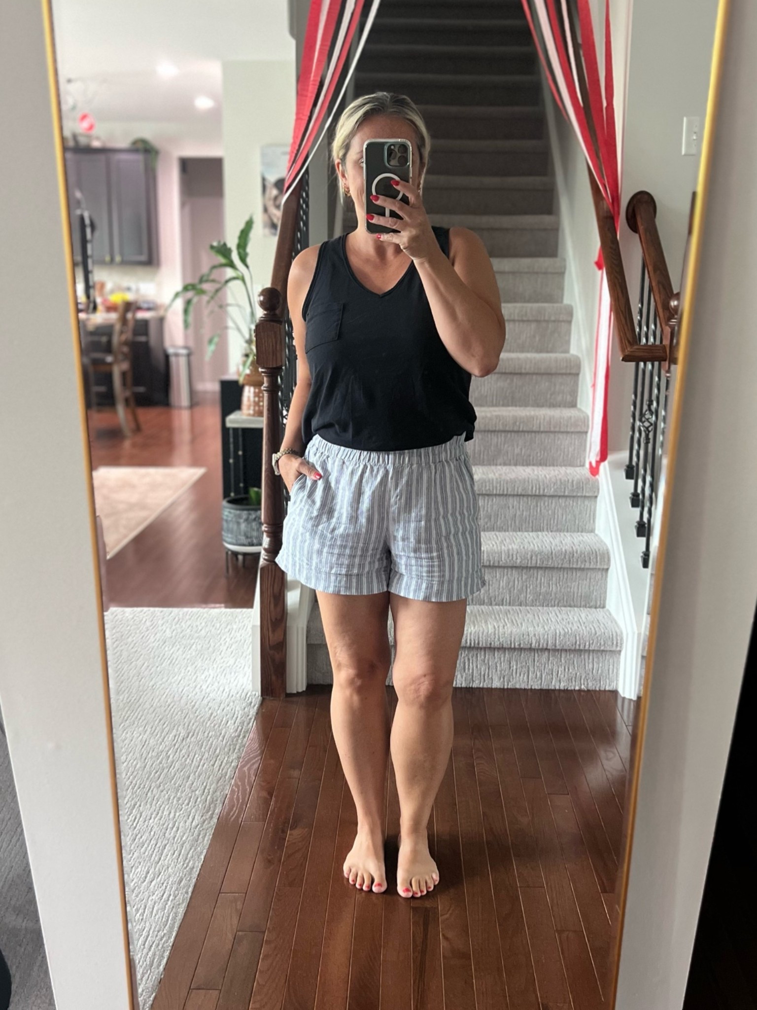 Old navy linen shorts for the win

#LTKSaleAlert #LTKootd #LTKTravel
