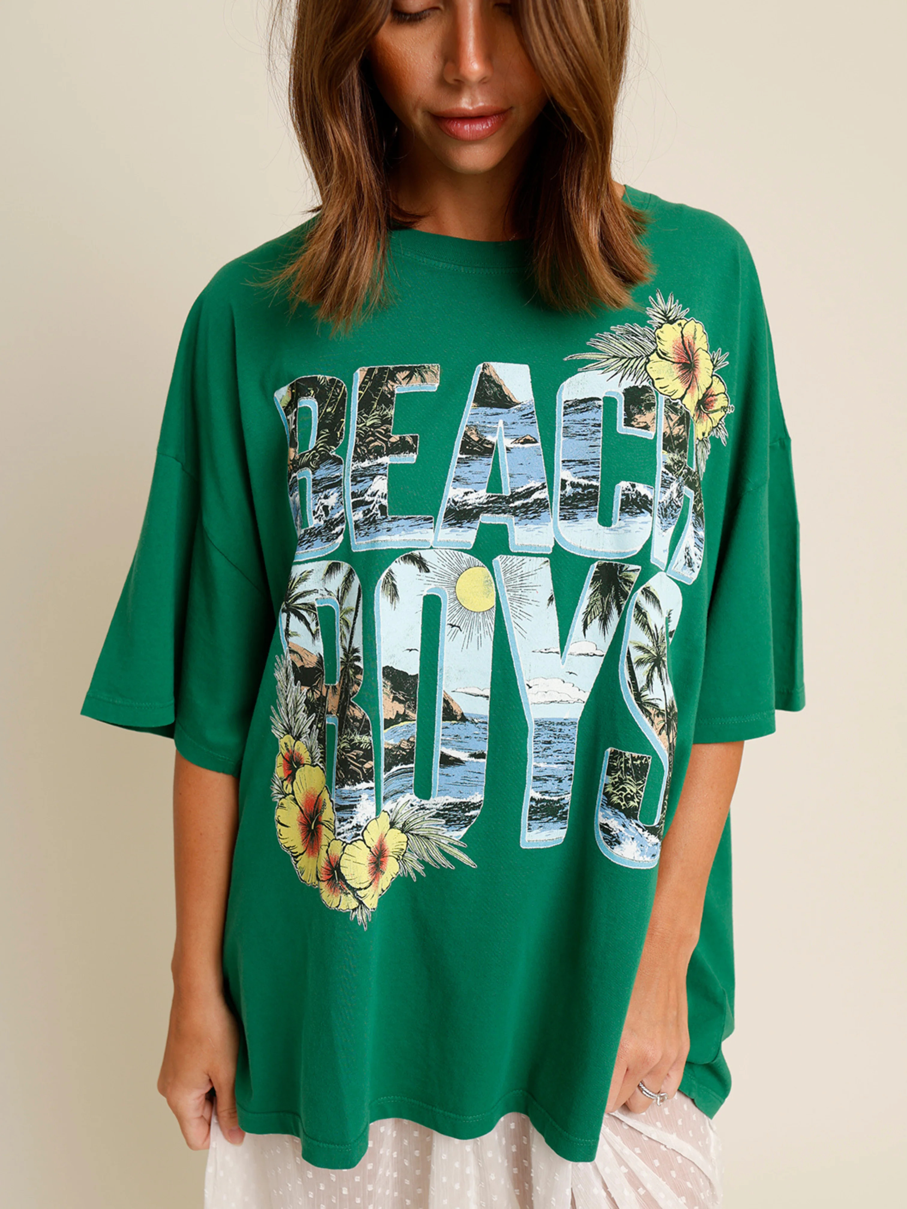 THE HIP EAGLE BOUTIQUE | DAYDREAMER THE BEACH BOYS TROPICAL STACK TEE | The Hip Eagle