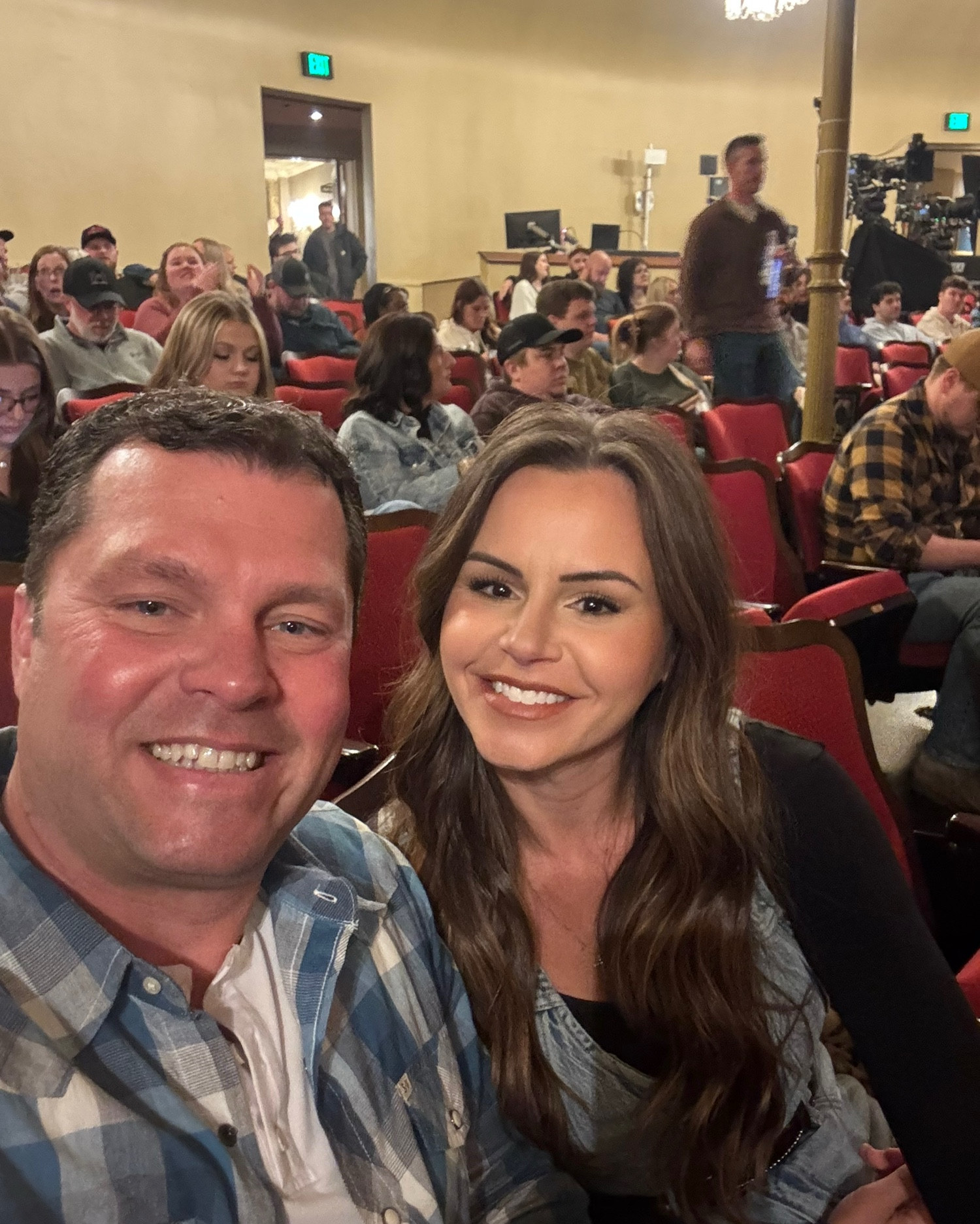 Theo Von last night was litty titty 🙌

Yall he’s just as funny in person! Highly recommend (especially if you enjoy his podcasts or clips on TT if that’s your kinda humor lol) 




#LTKstorytime #LTKSeasonal #LTKdayinmylife