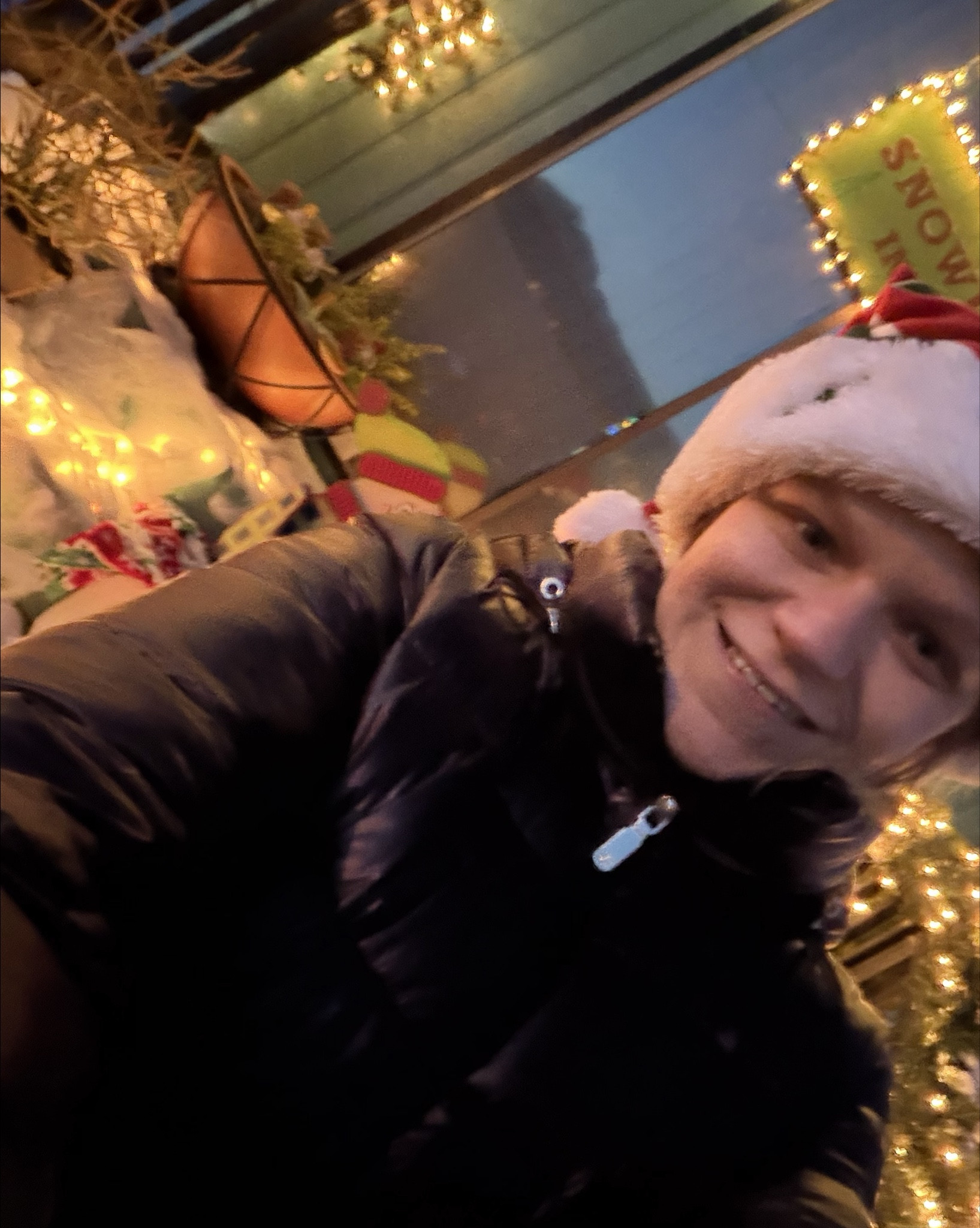 When you’ve lived in Florida for eight years of Minnesota blood is gone 🤪 below 60 is cold for you. Absolutely love all the decorations the neighbors have put out so fun and pretty!
What’s the weather like where you live??!

#LTKdayinmylife #LTKSeasonal #LTKHoliday