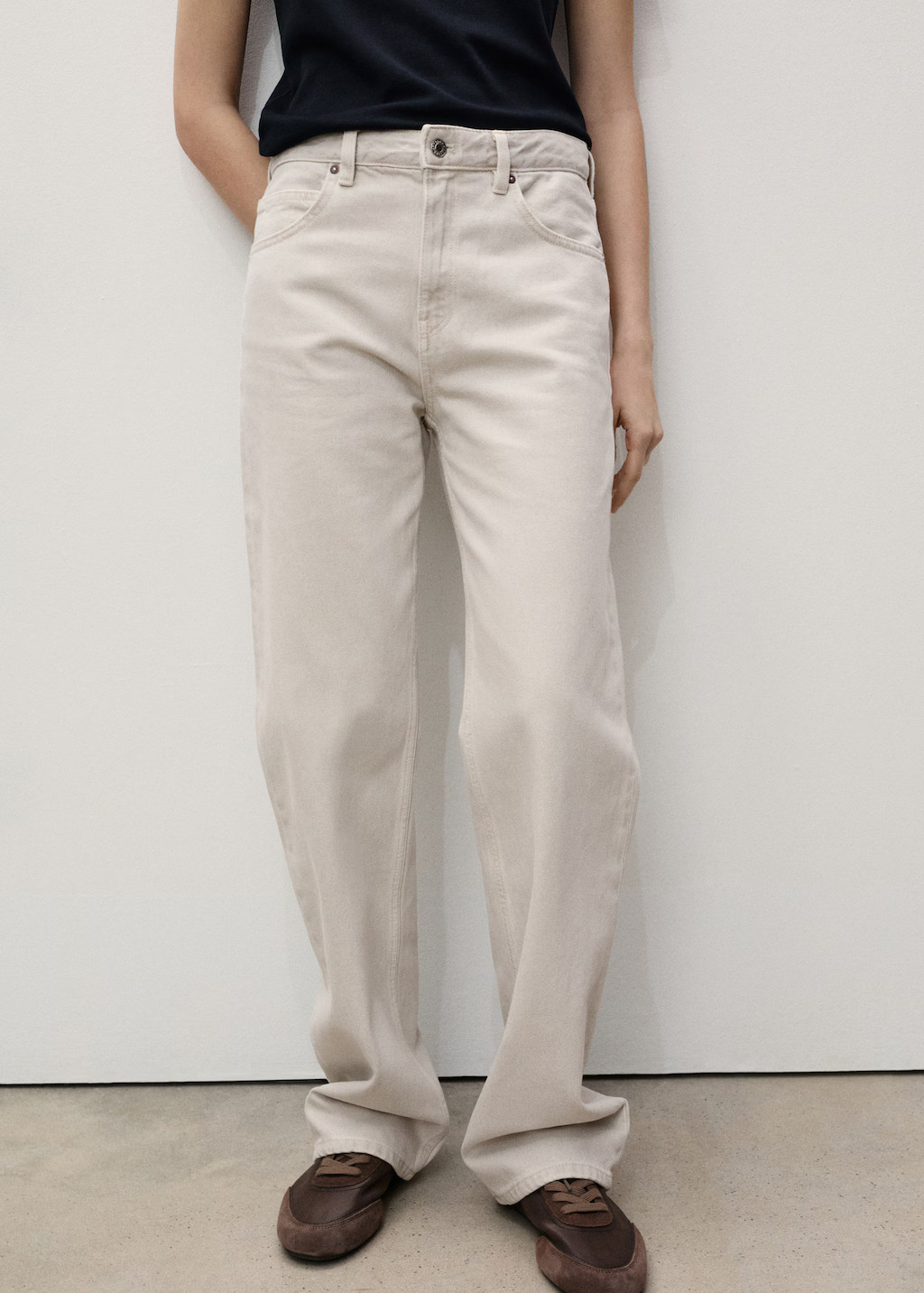 Miami medium-rise straight-fit jeans - Women | MANGO USA | Mango (US/MX/AU)