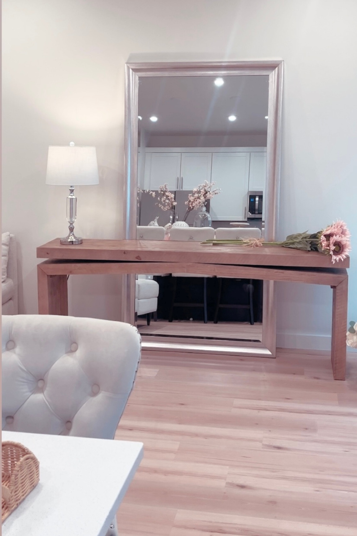 This console table is stunning! I’m currently in the process of decorating it for July!
🤍

#LTKStyleTip #LTKHome #LTKSaleAlert