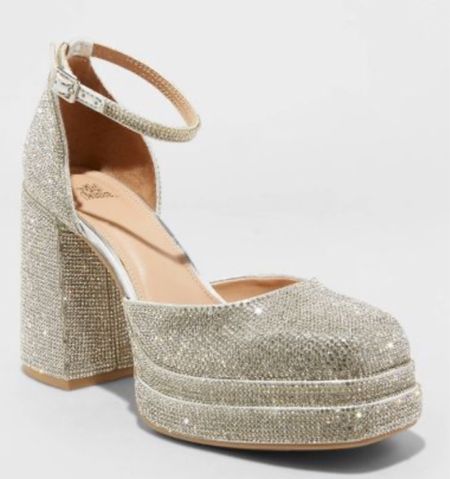 Sparkley nye shoes!!!!

#LTKshoecrush #LTKsalealert #LTKGiftGuide