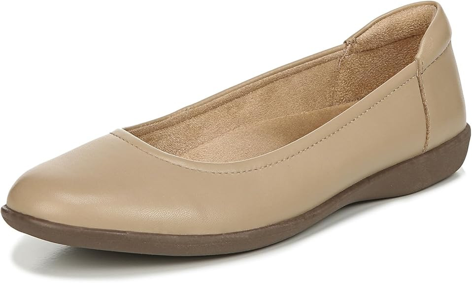 Naturalizer Women's, Flexy Flat | Amazon (US)