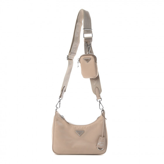 PRADA

Nylon Re-Edition 2005 Shoulder Bag Cammeo


67 | Fashionphile