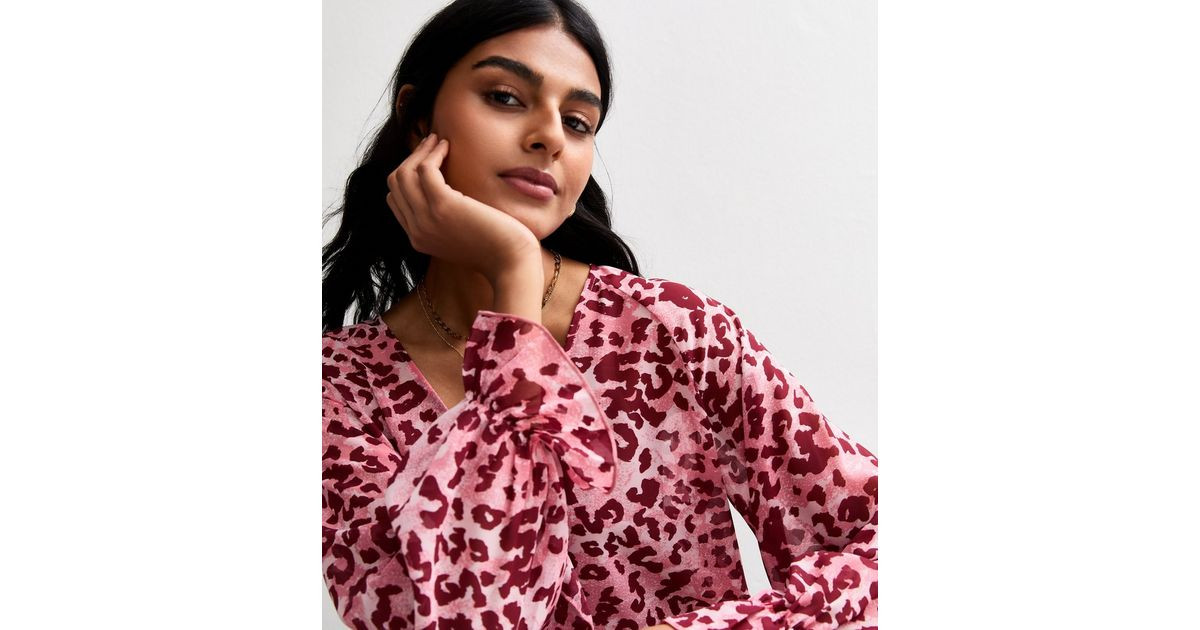 Gini London Pink Animal Print Chiffon Blouse | New Look | New Look (UK)