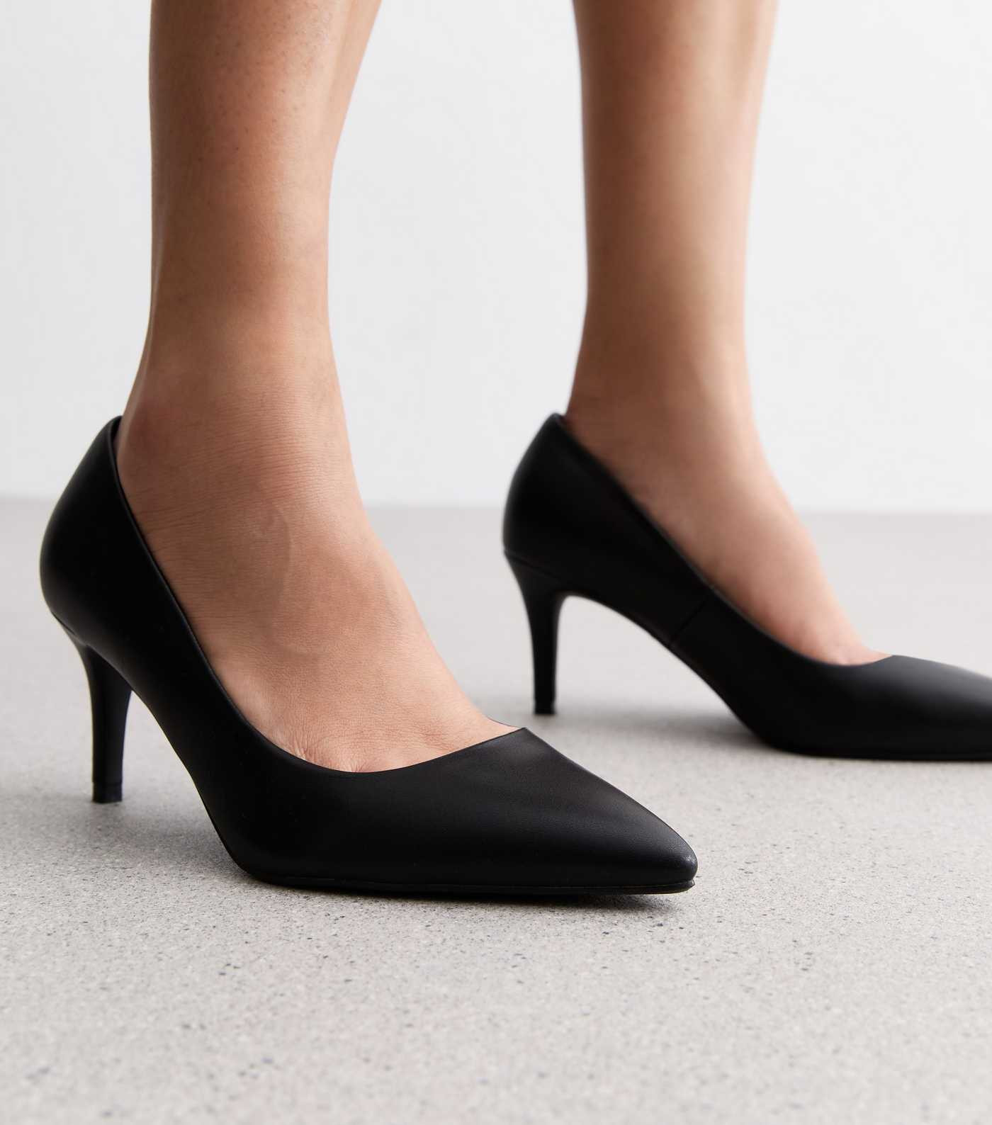 Wide Fit Black Leather-Look Stiletto Heel Court Shoes | New Look | New Look (UK)