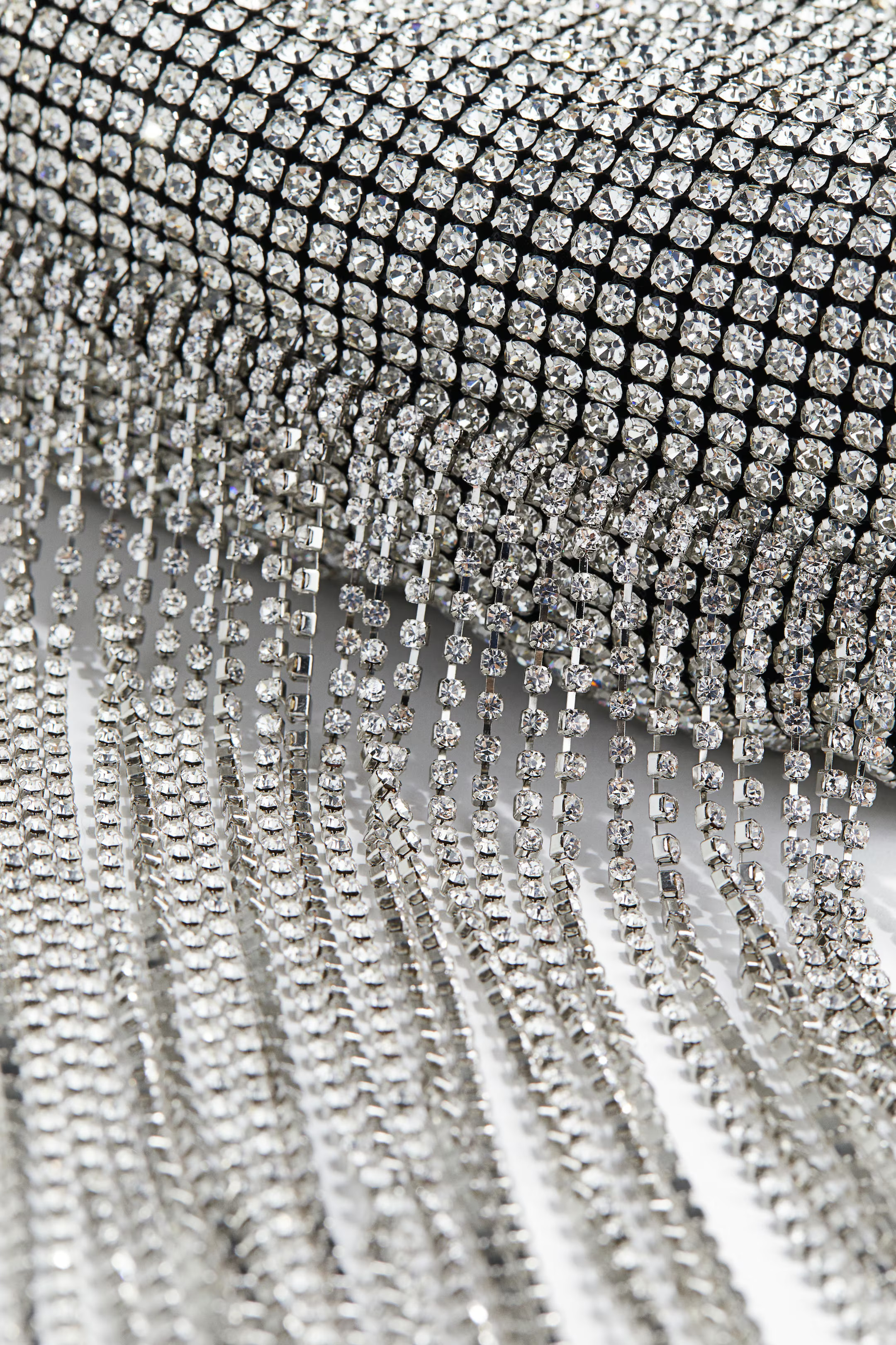 Fringed rhinestone bag - Silver-coloured - Ladies | H&M GB | H&M (UK, MY, IN, SG, PH, TW, HK)