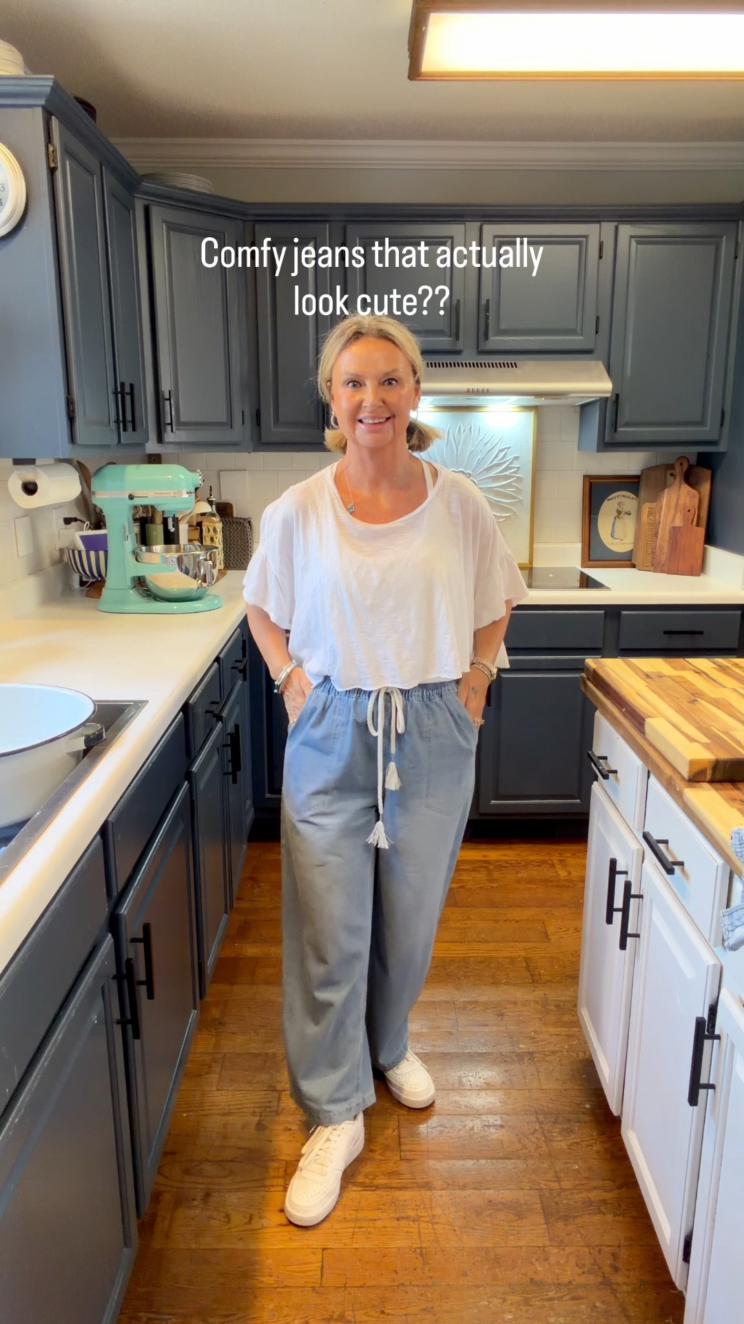 These are the jeans I keep reaching for 🤍
Loose, lightweight, and SO comfortable with that easy elastic waist… but still look put together.

I’ve worn them all winter with cozy sweaters + boots, and now they’re perfect with a simple white tee and sandals for spring.

Easy, everyday style you don’t have to think about 👏🏼

Shop these comfy wide leg jeans + my outfit details in LTK ✨

#carnationnation #southernrootsmodernplates #livingthedash
#widelegjeans #springstyle #casualoutfit #everydaystyle #comfortstyle #over50style #ltkstyle #ltkfinds

#LTKOver40 #LTKootd #LTKPetite