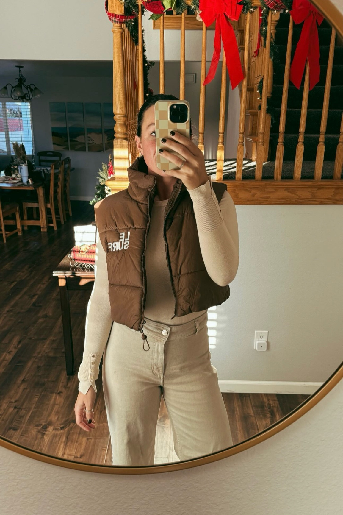 🐻🥥🥓🥔🍂🐪📦📔🟤

#LTKworkwear