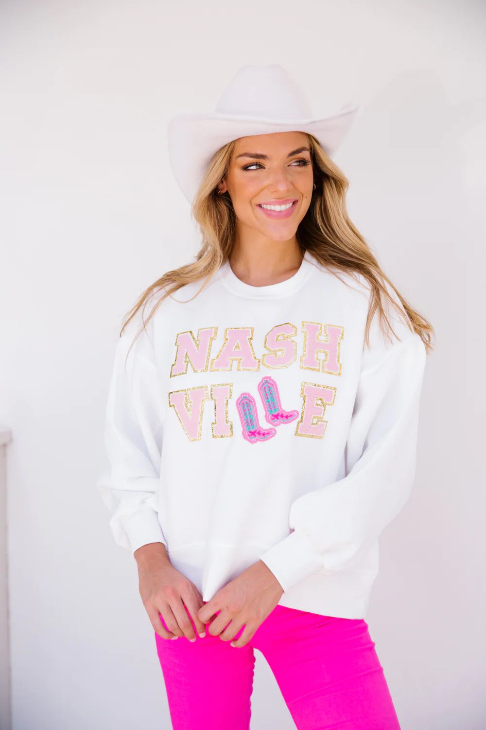 NASHVILLE PINK BOOTS WHITE PULLOVER | Judith March