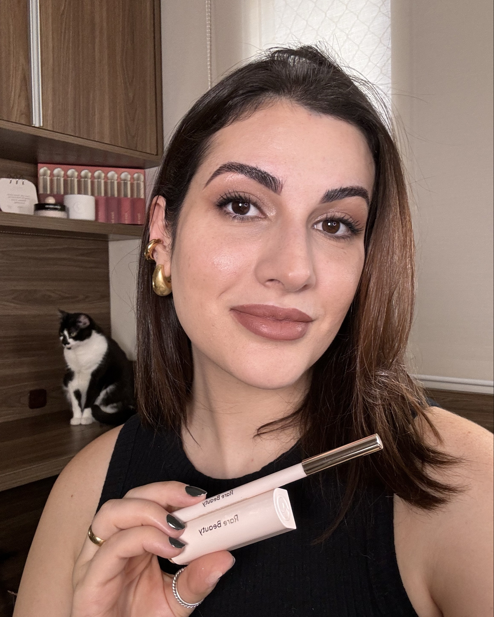 Lip combo favorito do momento! 
Lois labial Rare Beauty cor Wise 
Batom Rare Beauty cor Worthy

#maydancini #rarebeauty 

#LTKbeauty #LTKxSephora #LTKbrasil