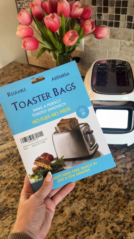 ✨This is a 12 Pack of Reusable Toaster Bags….these are washable, non-stick and just GENIUS!! No harmful substances either! They work in a toaster, microwave, oven OR grill!! I love that you can literally wash them and reuse them. You get 4 small bags, 4 medium and 4 large!!