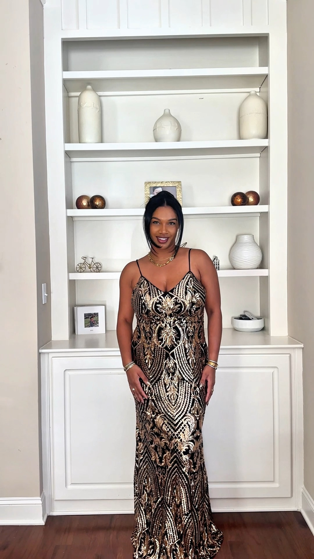 Holiday dresses , sequin dresses, NYE dresses, holiday party dresses , lulus 

#LTKCyberWeek #LTKHoliday #LTKSaleAlert