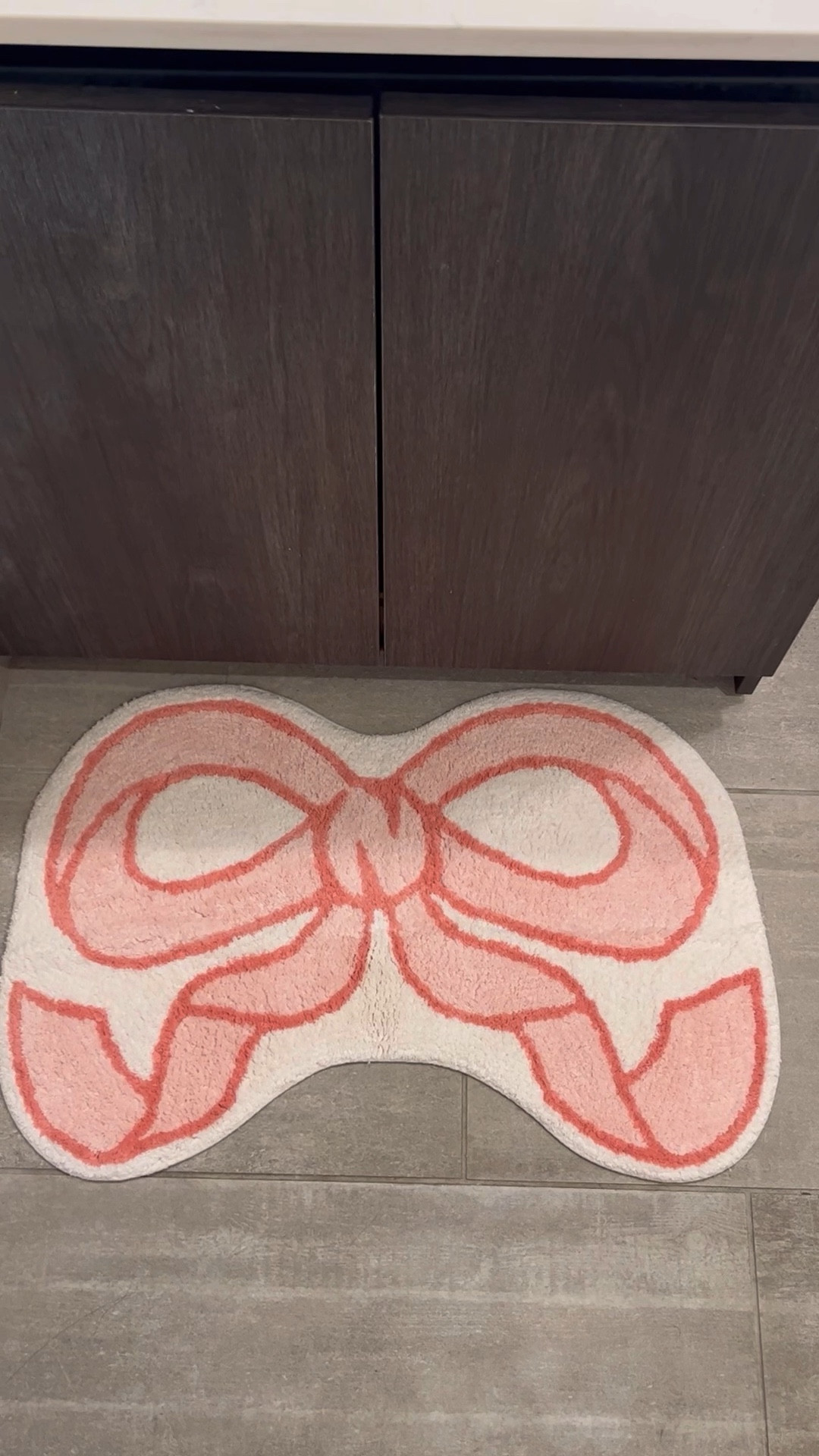 bow bathroom rug🎀

#LTKVideo #LTKHome #LTKGiftGuide