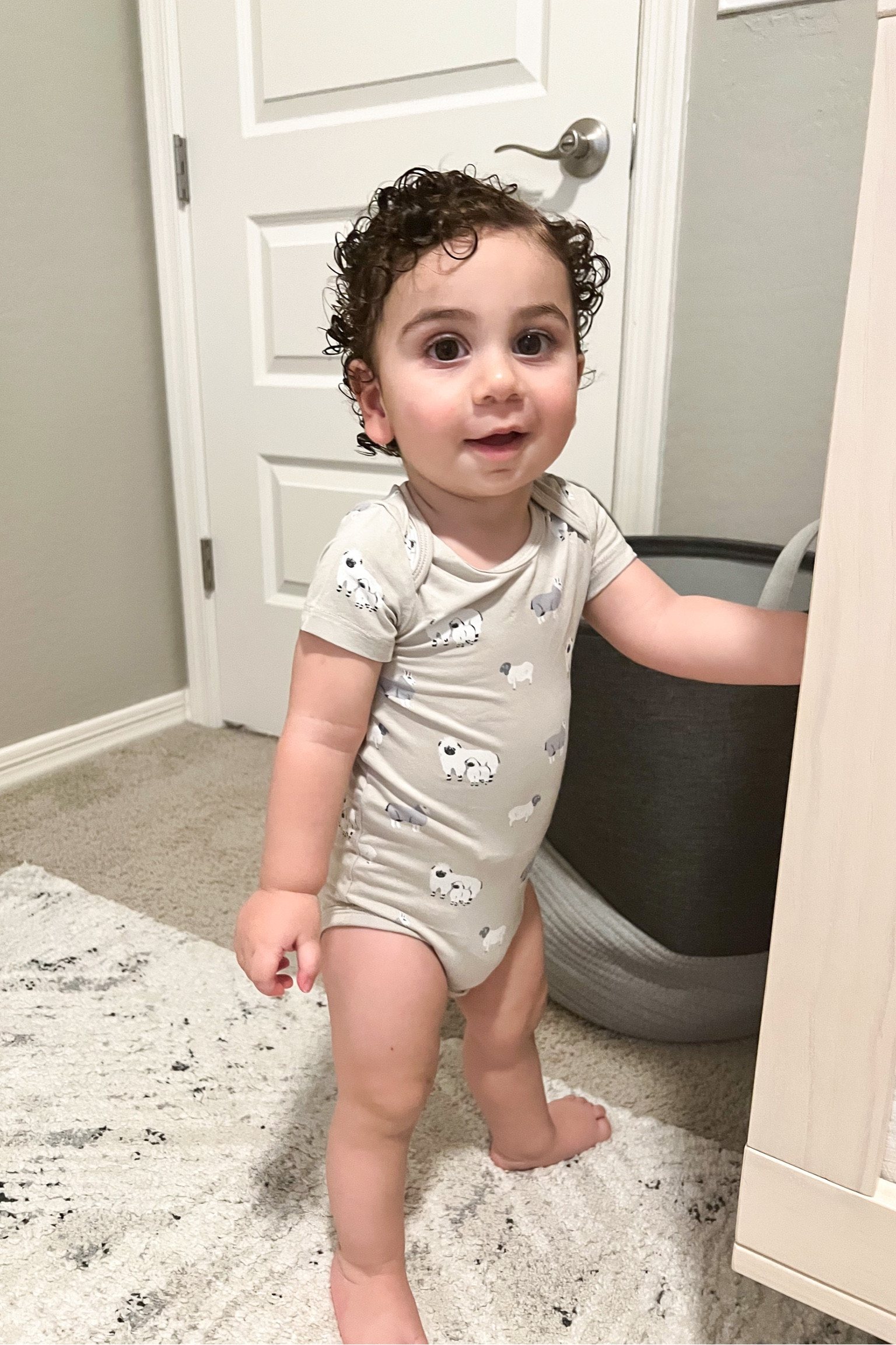 Kyte baby onesie 12-18M!

#baby #babyboy #babyonesie #babyclothing #babypajamas #toddlerpajamas #newborn #newbornonesies #kytebabyonesies #babypjs #kytebaby #toddlerpjs #toddlerpajamas #babyboyoutfits #kidspjs #kidspajamas 

#LTKkids #LTKsalealert #LTKbaby