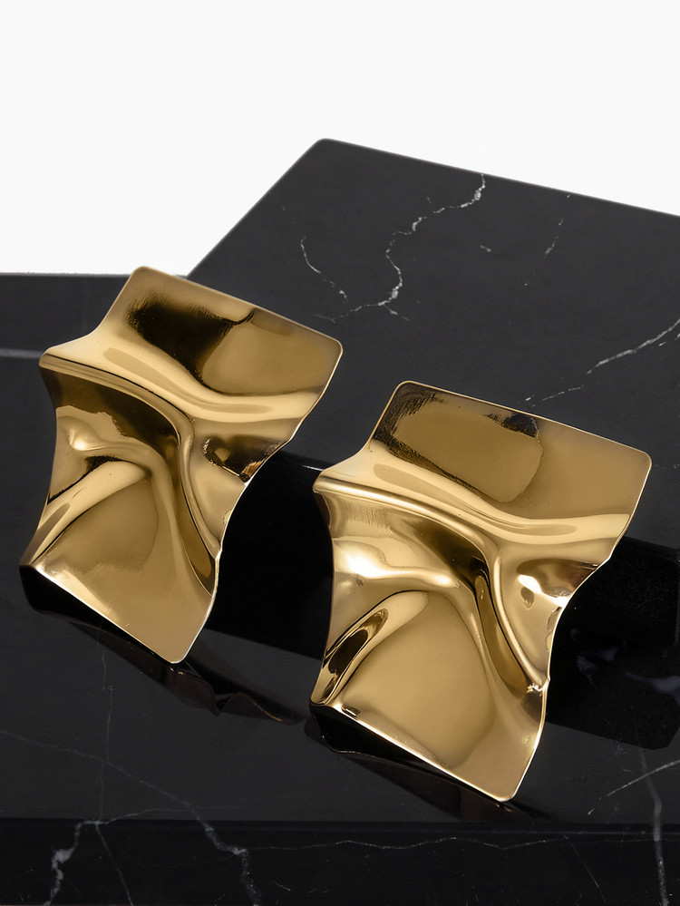1 Pair Shiny Gold Fashion Design Stud Earrings Gifts | SHEIN