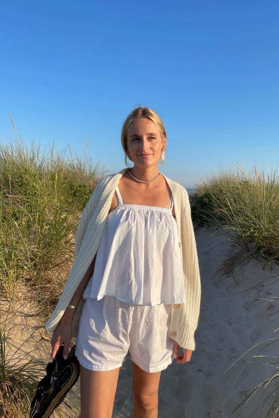 My Jenni Kayne alpaca cardigan is 40% off until tomorrow! Use code SPRING40. Size down one size. 