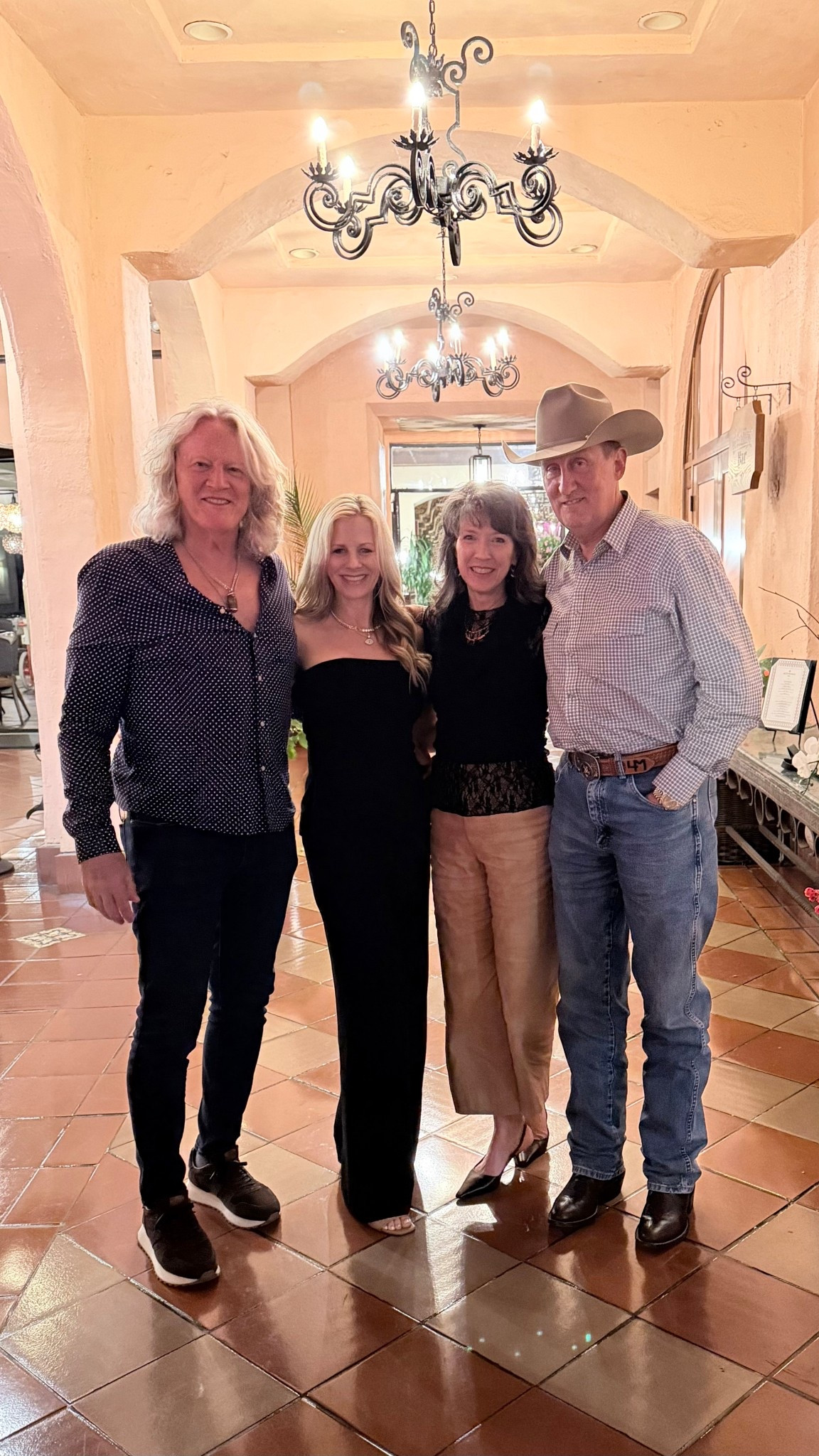 Enjoyed a fabulous evening with friends from Texas.  

#LTKdayinmylife #LTKOver40