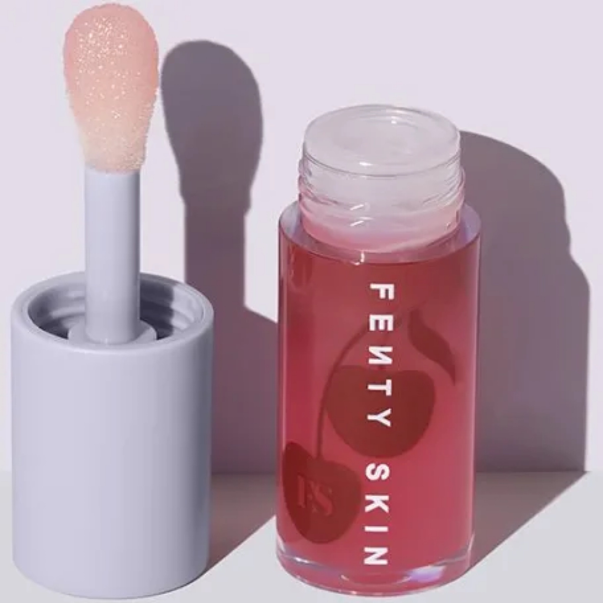 CHERRY TREAT CONDITIONING + STRENGTHENING LIP OIL 🫦💄

#LTKunder100 #LTKbeauty