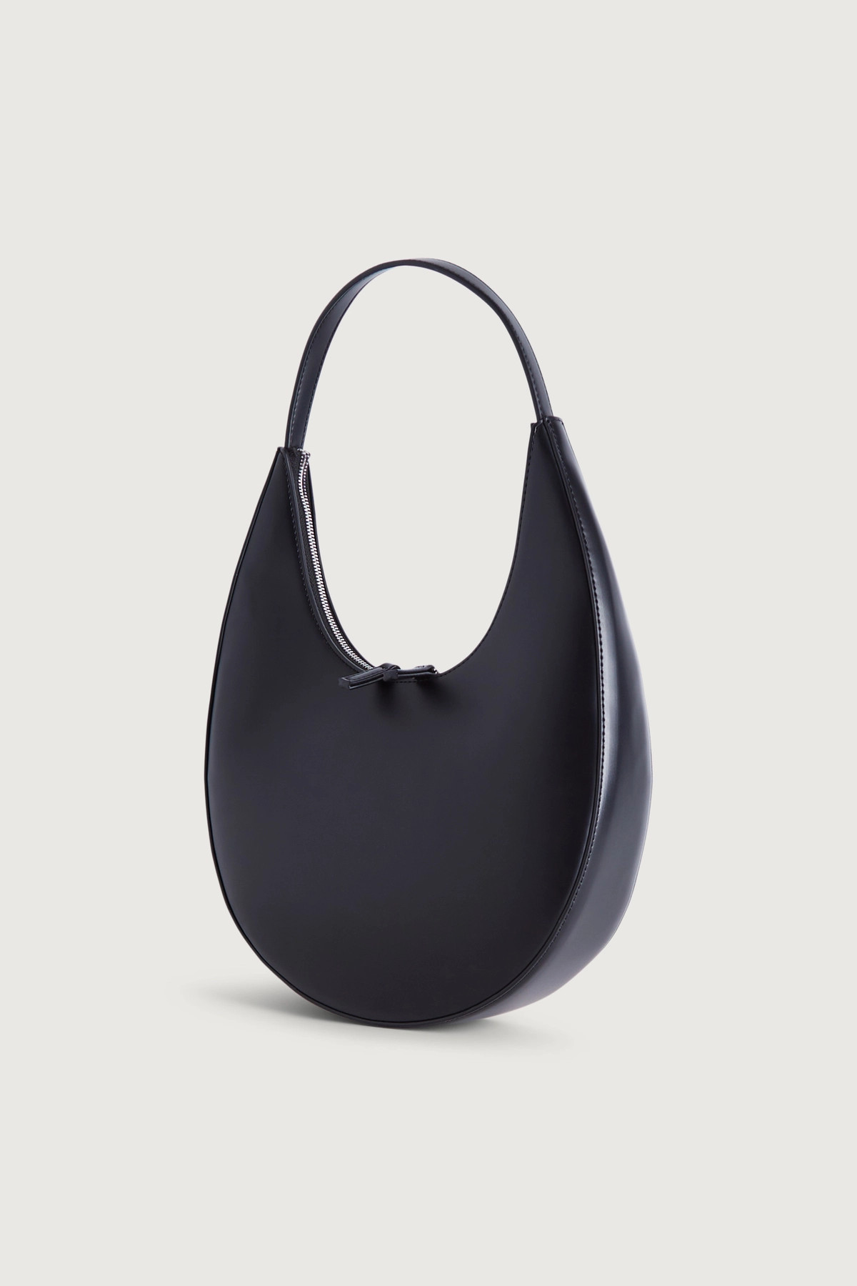 STRUCTURED CURVED SHOULDER BAG | OAK + FORT
