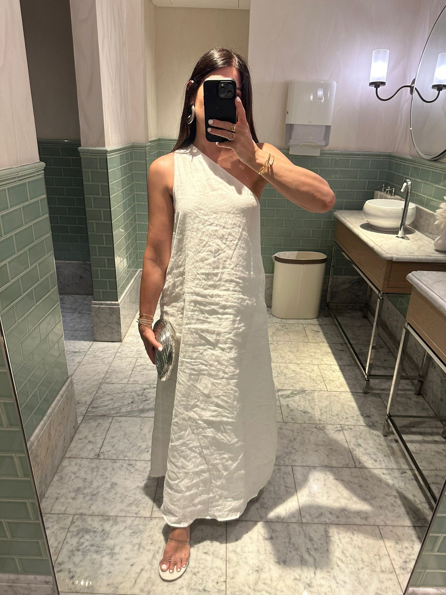 White Dress 🤝 Holiday Dressing 

#LTKswim #LTKstyletip #LTKtravel