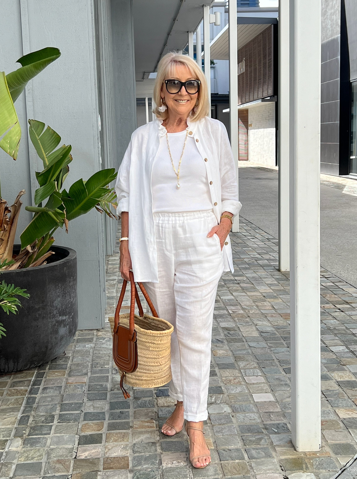 WEEKEND STYLE! 🤍💙

There is nothing better than EASY TO WEAR Linen Styles for that  CHIC WEEKEND LOOK!

LOVE! 💙

🔗 SHOP: LINKS in BIO and STORIES or Message SHOP! 🛍

#ThisWithThis #StyleOver50 #SydneyFashion #AgelessStyle #WeekendStyle #StyleInspiration #LTK #LTKAustralia #OOTD 

 #LTKaustralia #LTKover50style #LTKstyletip
