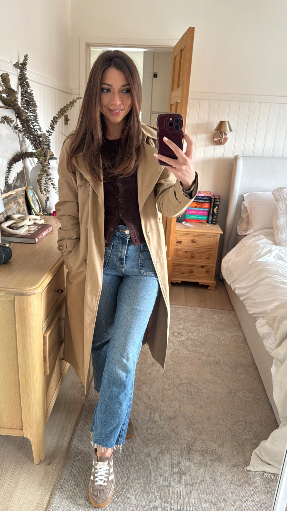 Autumn outfit 

Jacket : La redoute
Too : pretty lavish 
Jeans : Zara 
Trainers : adidas  

#LTKuk #LTKautumn #LTKeurope