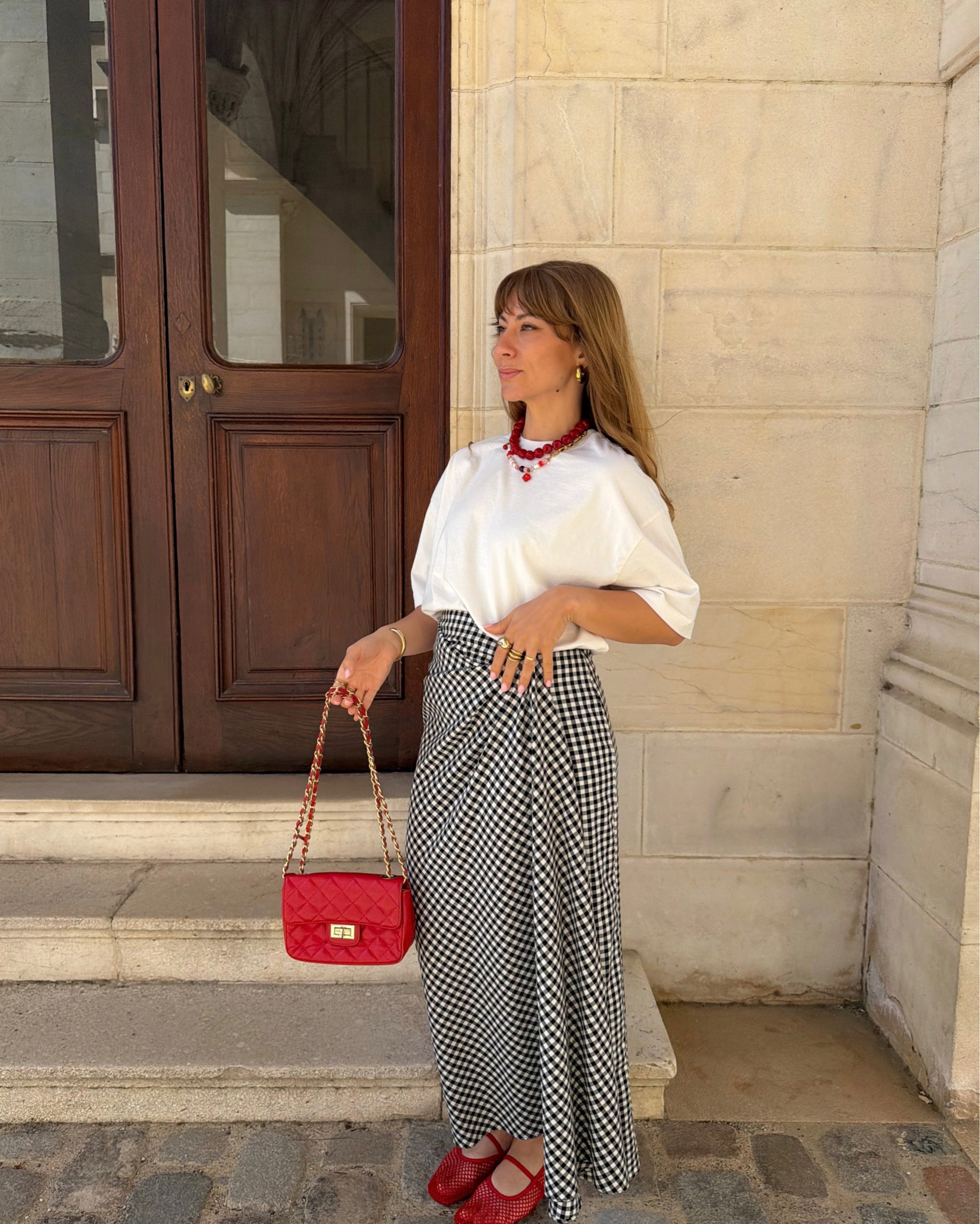 Oupsi et une jupe longue en plus : ce combo avec du rouge je suis fan, vous aussi ? 🍒 
(jupe new zara 4333/043)

#LTKfrance #LTKsummer #LTKpetite