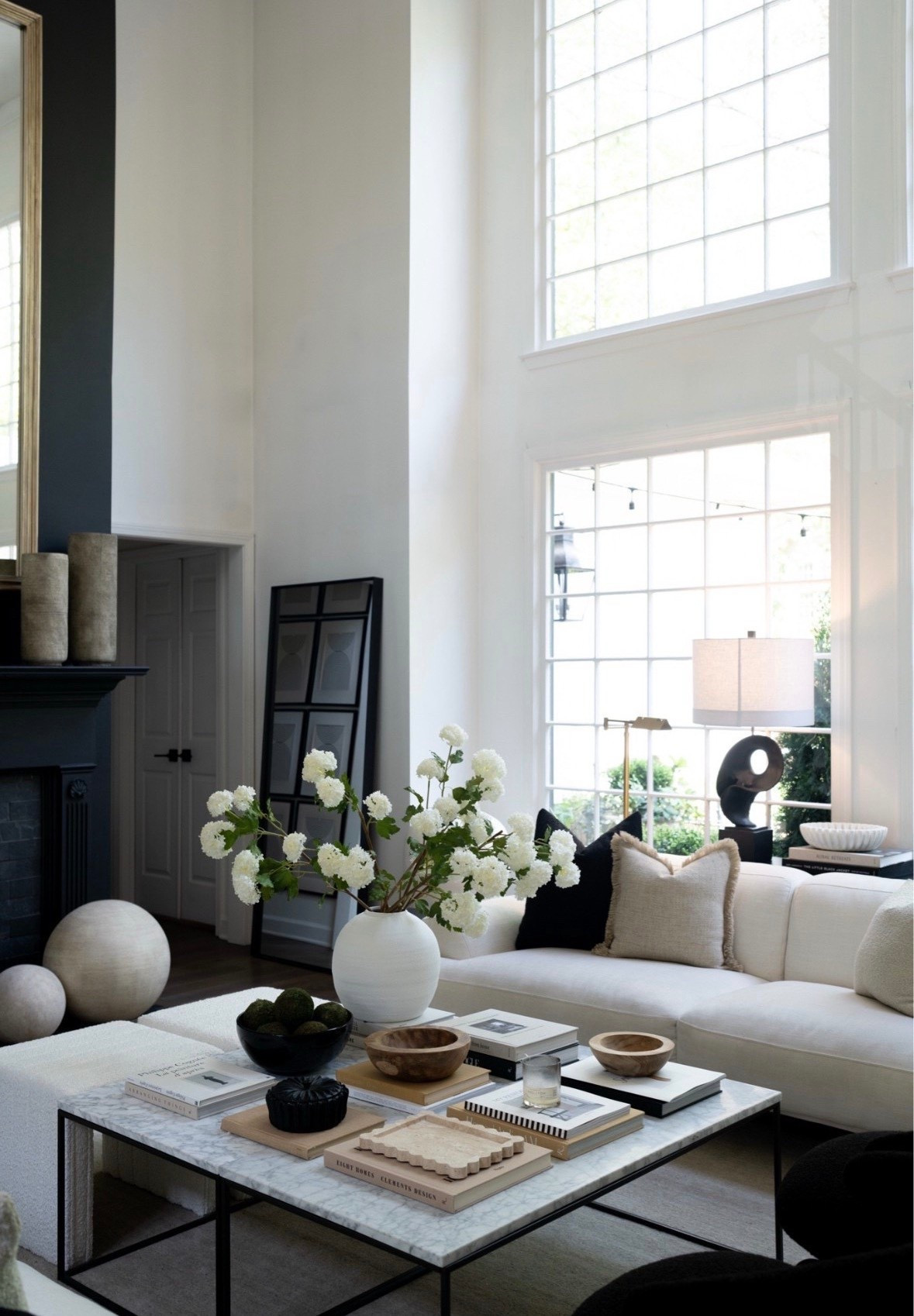 Is there anything so charming as a bouquet of snowballs, especially when they are these viral faux ones from @afloral 

Snowballs are the most quintessential flower of spring and summer but they never last as long as we hope! 
#houseofvalentina #viralproducts #hydrangea #afloral 



#LTKdayinmylife #LTKHome #LTKSeasonal