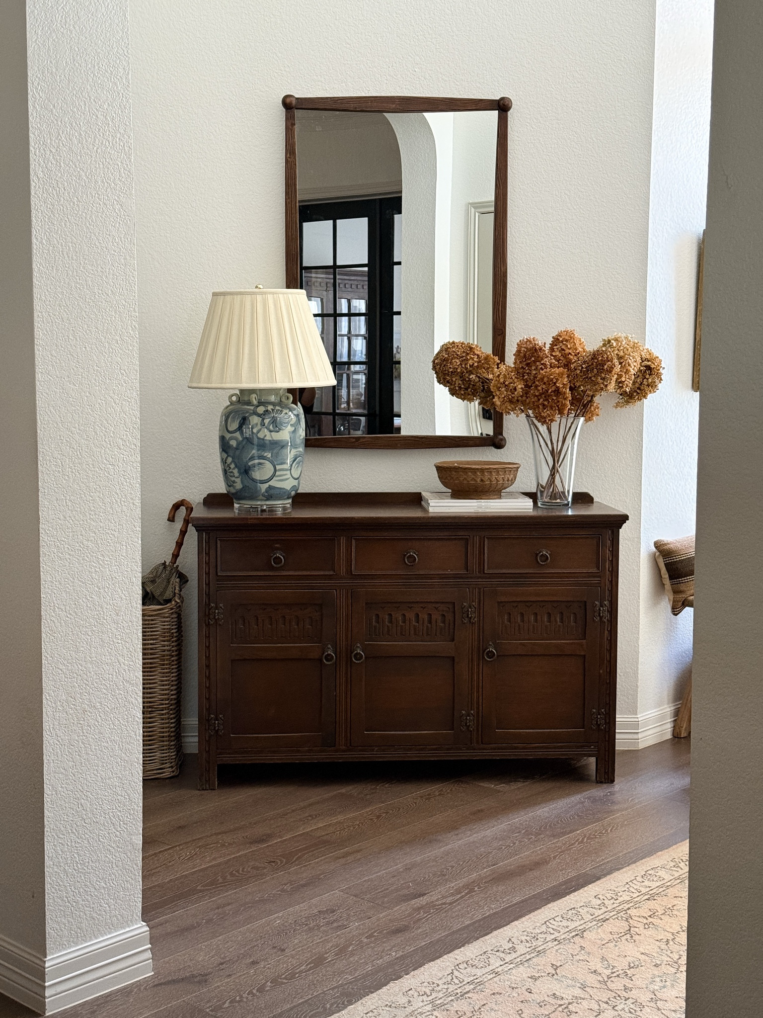 Entry table styling 

#LTKmomlife #LTKHome #LTKdayinmylife