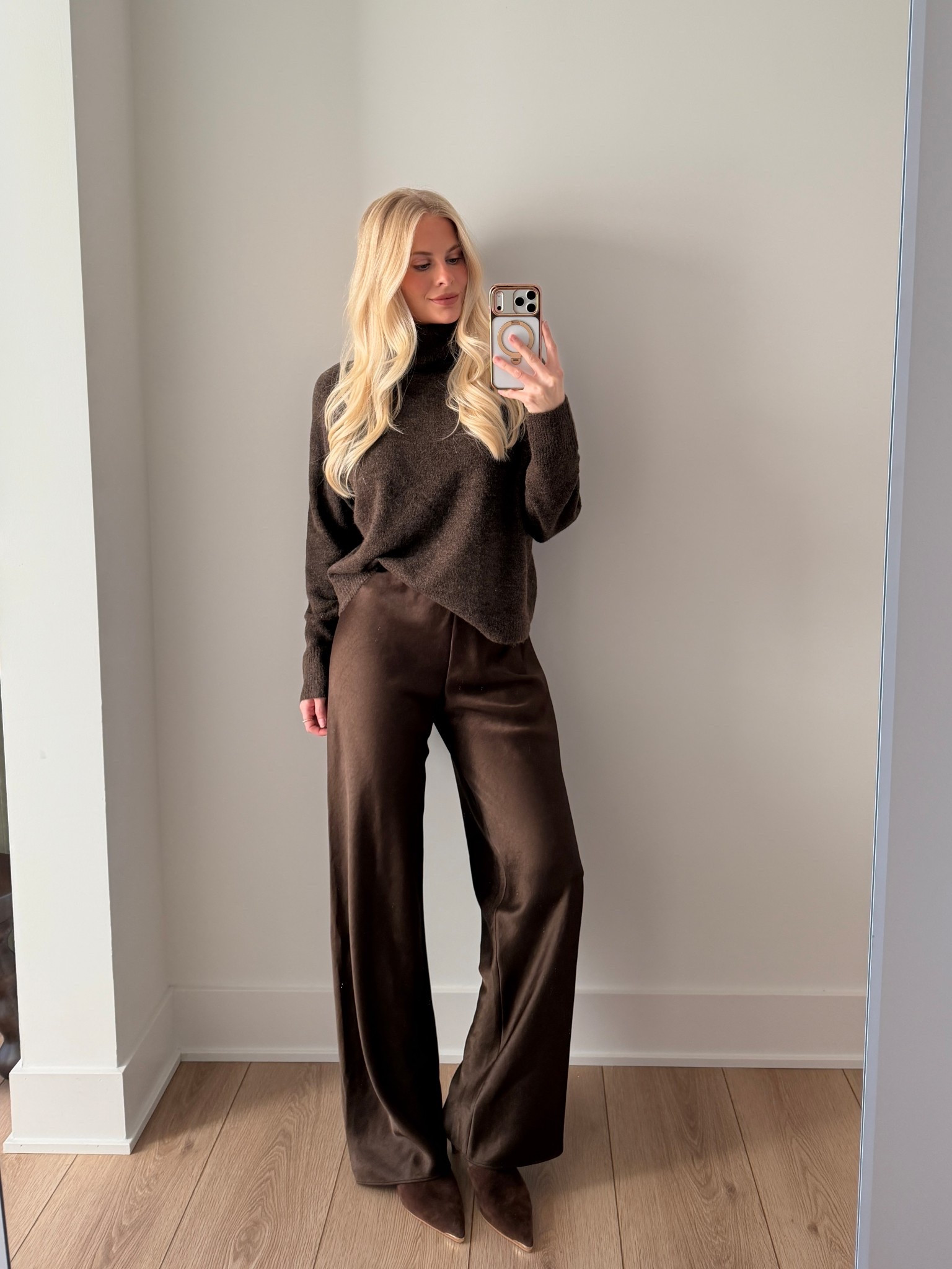 Size small in pants- on sale but also linked similar! Med in sweater