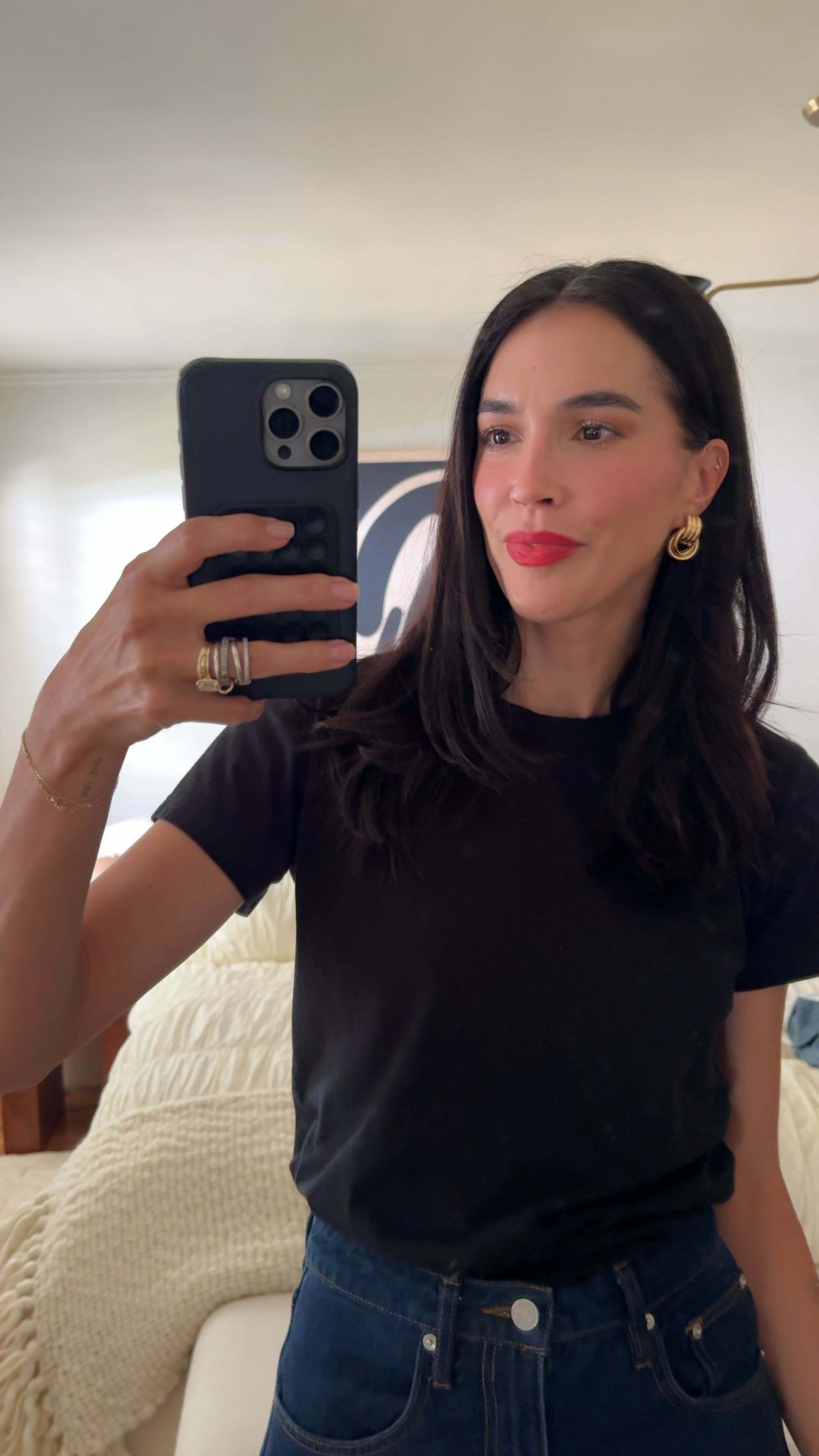 Wearing color Rouge 999 💋

#LTKVideo #LTKFindsUnder50 #LTKBeauty