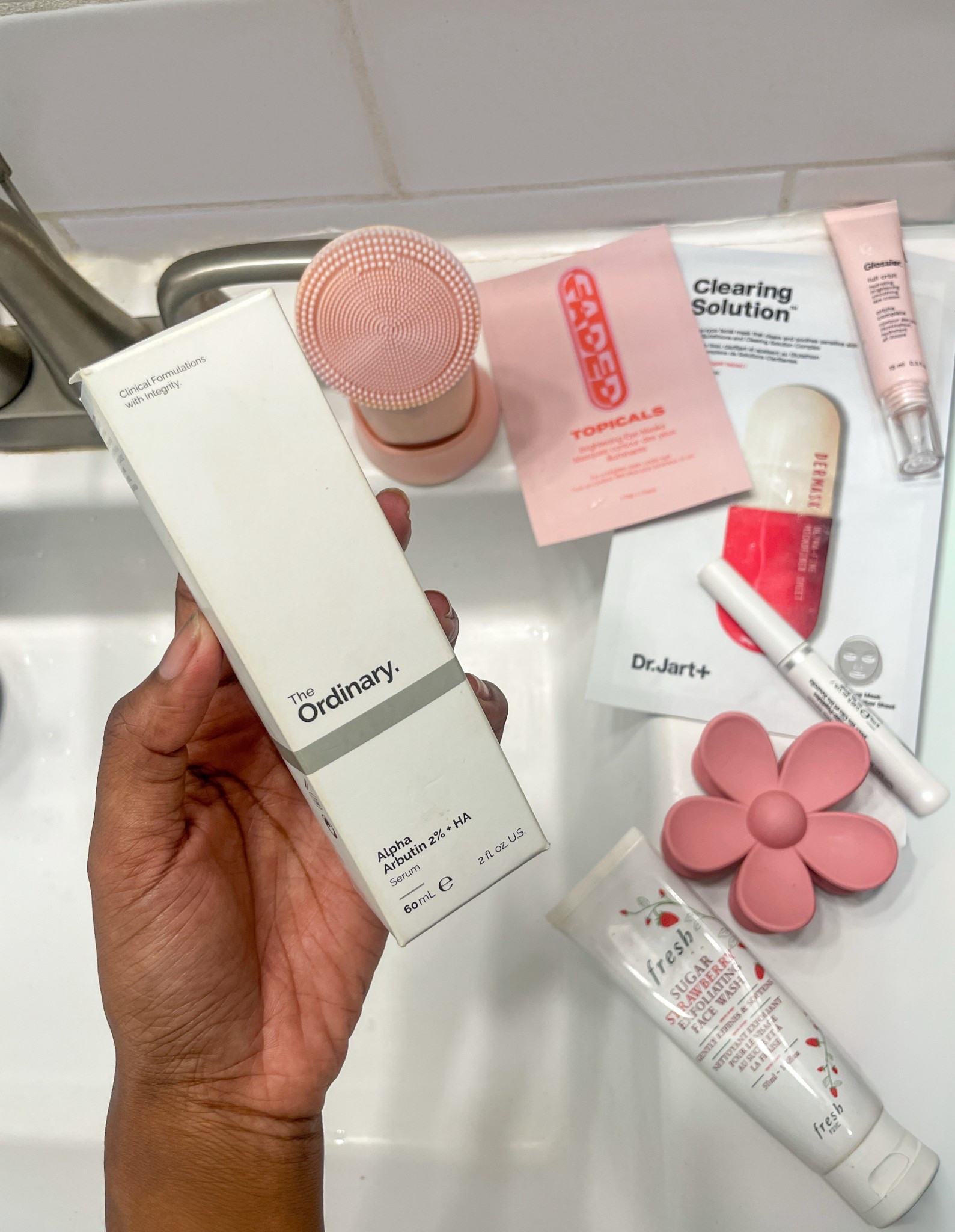 starting the morning g off with some much needed skincare 🫧🧴

#skincare #beauty #cleanser #facial #facecream #facecleanser #serum 

skincare essentials, face mask, eyelash, eyebrow serum, under eye cream, eye cream, Sephora, ulta, Sephora finds, Amazon finds, skin regime, skincare regime

#LTKBeauty