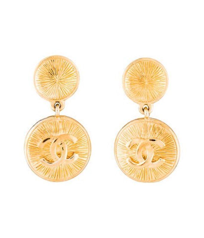 Chanel CC Textured Medallion Drop Earrings Gold Chanel CC Textured Medallion Drop Earrings | The RealReal