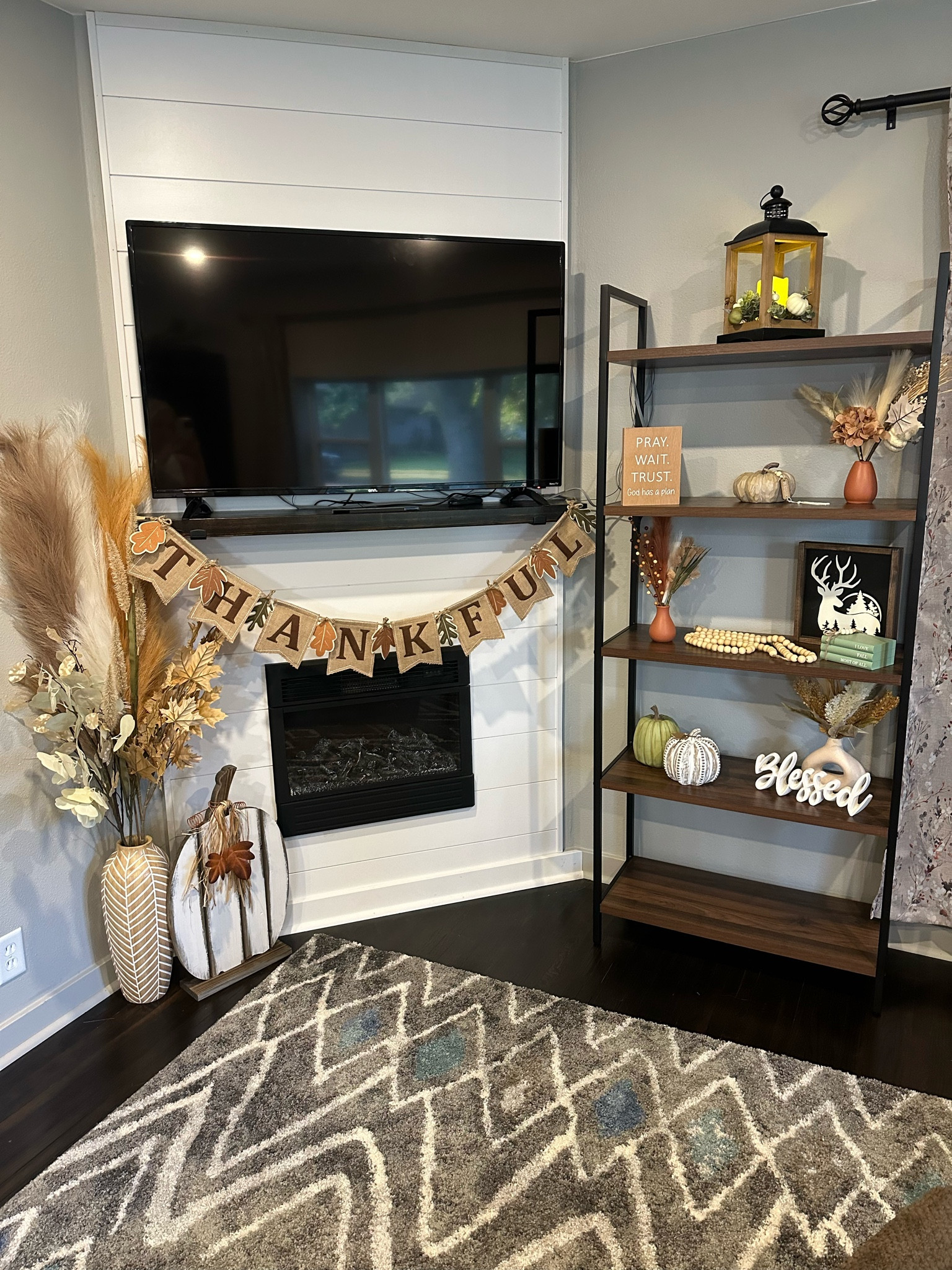 5 tier shelf and other random decor items linked! 🍁🍂

#LTKFamily #LTKHome #LTKSeasonal