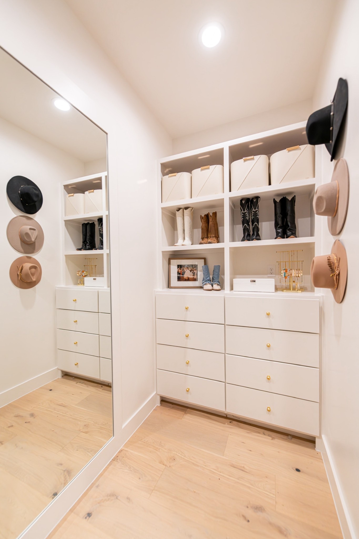 Category bin options we love! Sleek, elevated, functional! Which style will work best in your space?