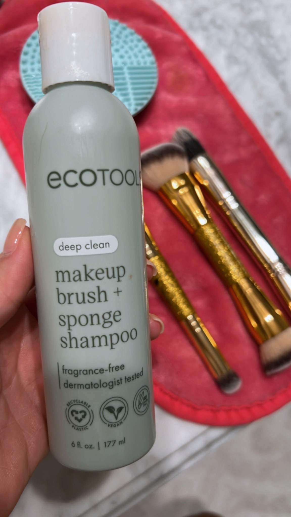 🧼✨ Friendly reminder: your makeup brushes need love too! A quick deep clean keeps your skin clear + your makeup flawless. I use this fragrance-free brush & sponge shampoo — it’s gentle, effective, and vegan 🌱.

#MakeupHacks #CleanBeautyTools #LTKBeauty #BrushCleaningDay

#LTKStyleTip #LTKMidsize #LTKBeauty