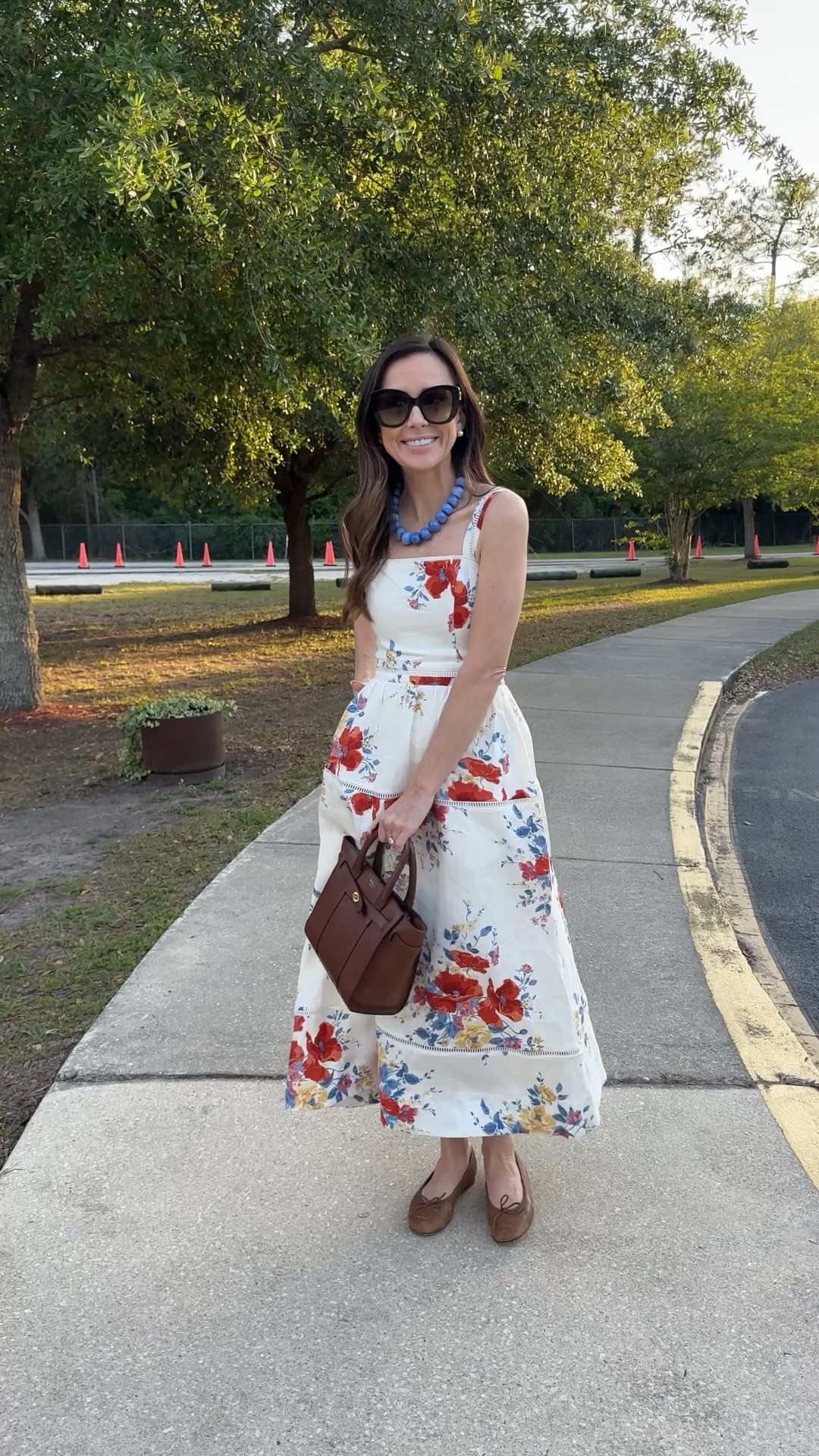 Floral dress, wedding guest dress

#LTKdatenight #LTKpetite