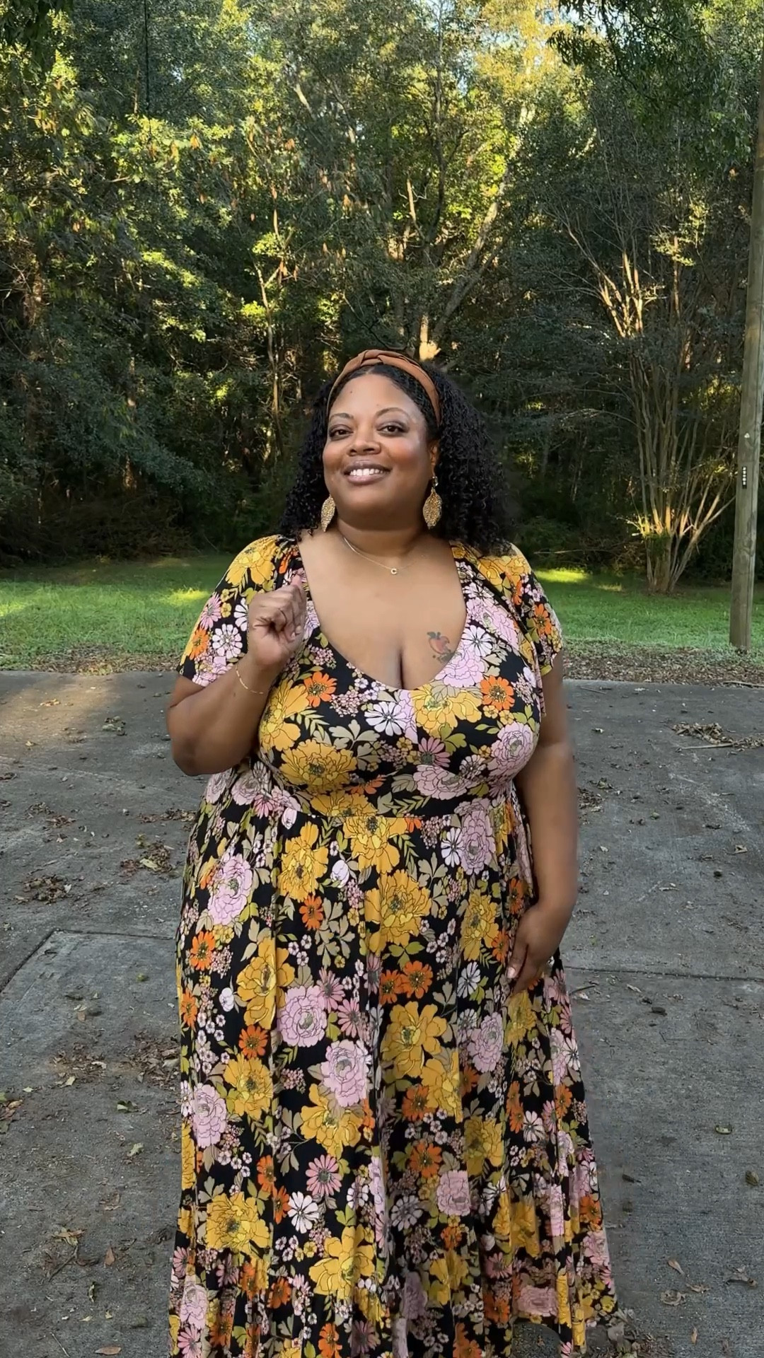 Got this super comfy dress from Torrid and I’m obsessed! Perfect for fall ! They’re running a really good sale right now, and while this exact print is gone, it does come in the prettiest burgundy color Definitely going back for that one.

#LTKFindsUnder50 #LTKPlusSize #LTKFallSale