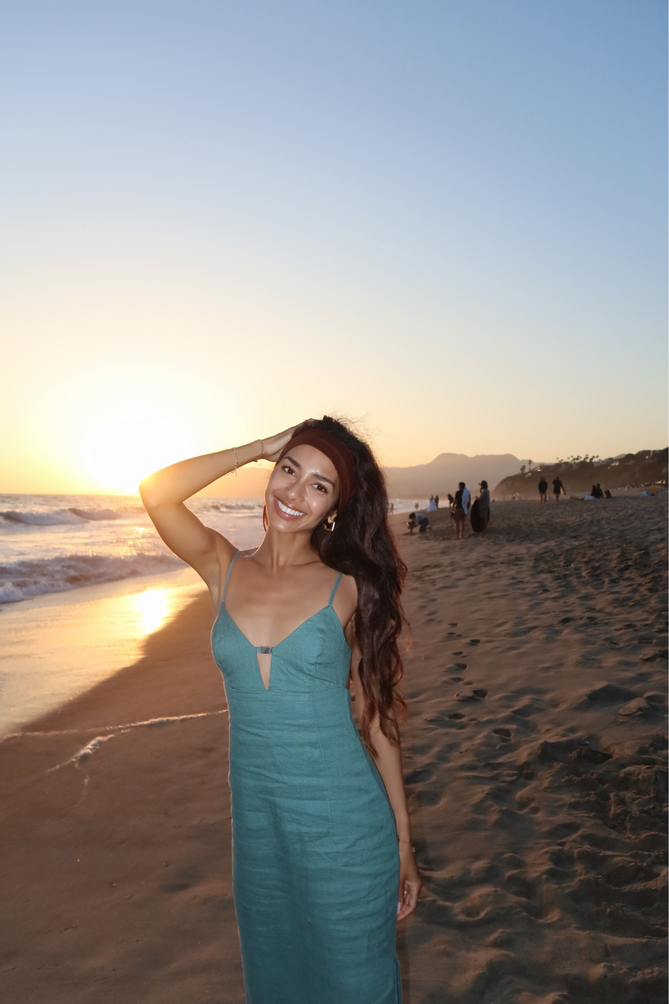 Maxi linen dress from A&F 💚  perfect for those sunset pictures or beach vacations 

Size: XXS 
Length: Tall 

Summer dresses, linen dresses, maxi dresses 

#LTKTravel #LTKSeasonal #LTKootd