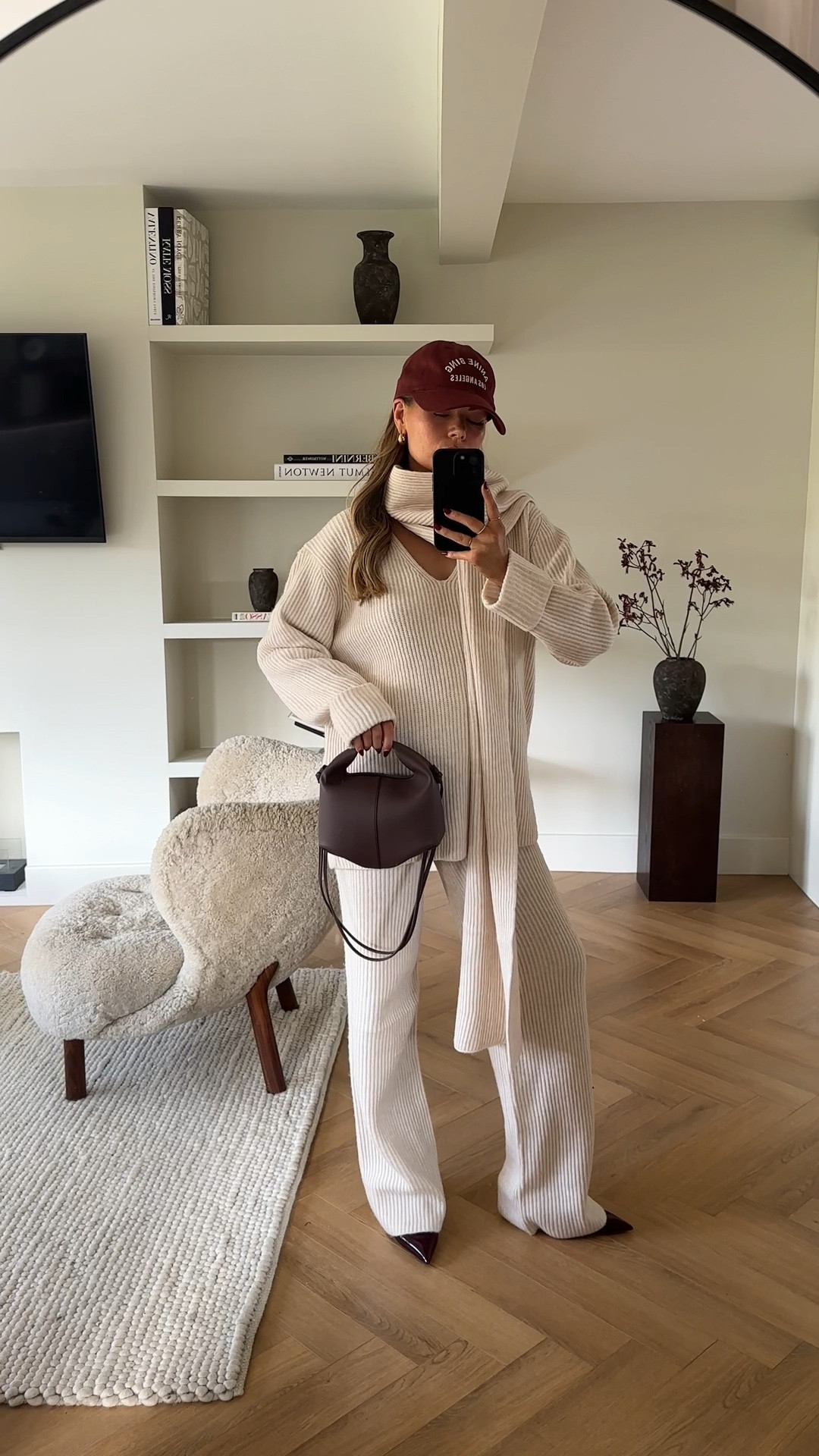 A favourite look of mine I have been wearing recently. 

Obsessed with this cream knitted set from 4th and reckless. Unfortunately it only looks like a few sizes left now but I have also linked the grey! I also have the grey!! 

I am wearing a size 8 in both pieces!! 

Styled with my Anine bing cap in cherry red and cherry red heels from mango, also my polene Paris bag which I am just obsessed with!! 

#LTKstyletip #LTKfindsunder100 #LTKfindsunder50