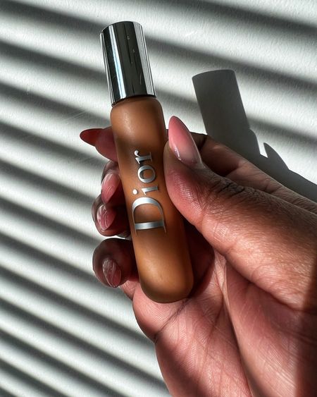 The only concealer I have not put down all year! 

#LTKbeauty