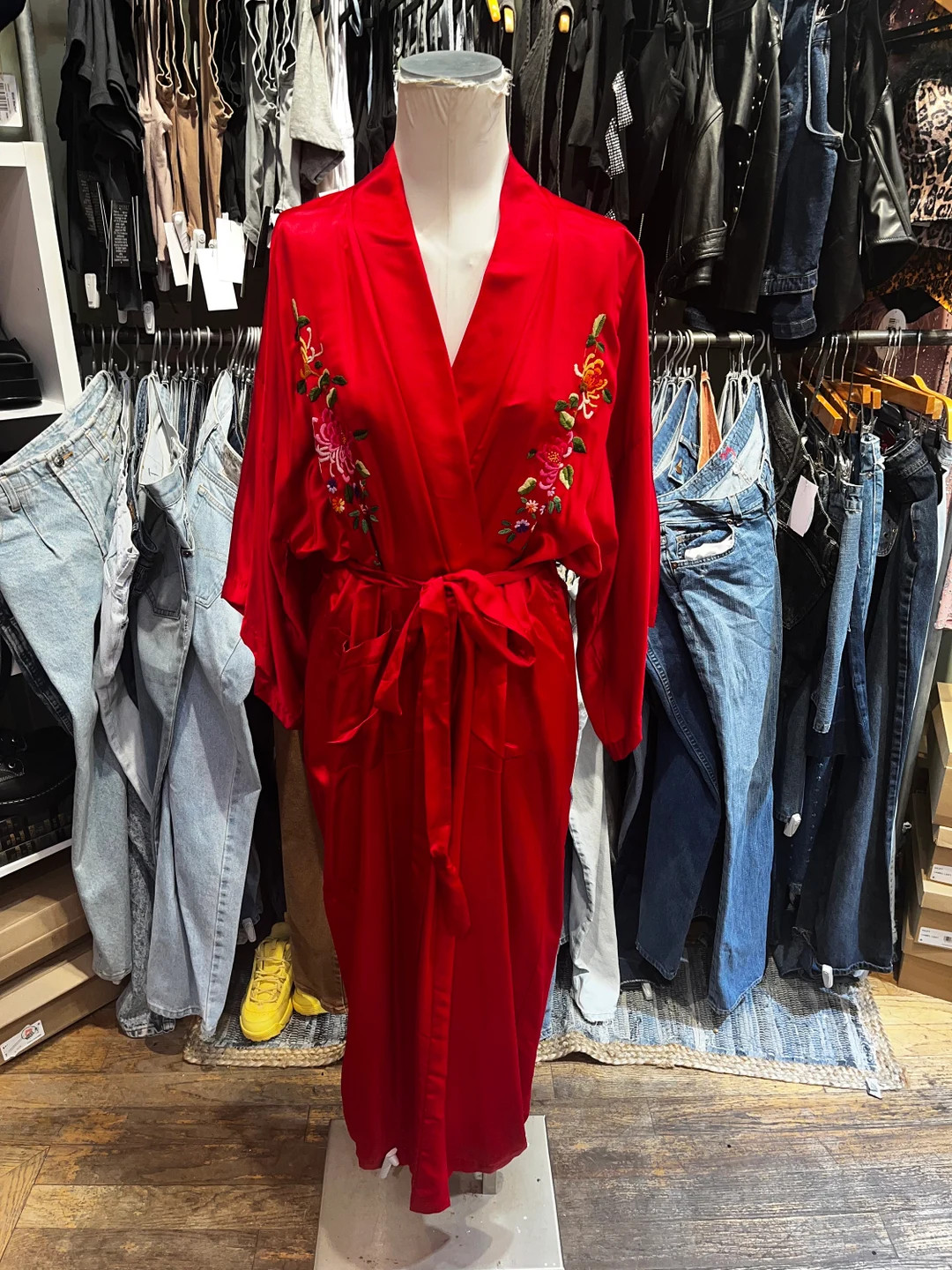 Vintage 80s Japanese Satin Embroidered Kimono Robe - Etsy | Etsy (US)