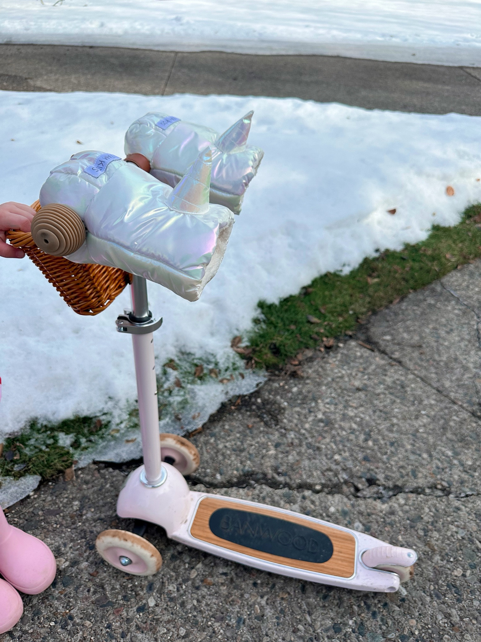 Kids valentines gift, gift ideas, scooter mittens, kids Valentine’s Day, v day, cute kids 

#LTKKids #LTKGiftGuide #LTKFindsUnder50