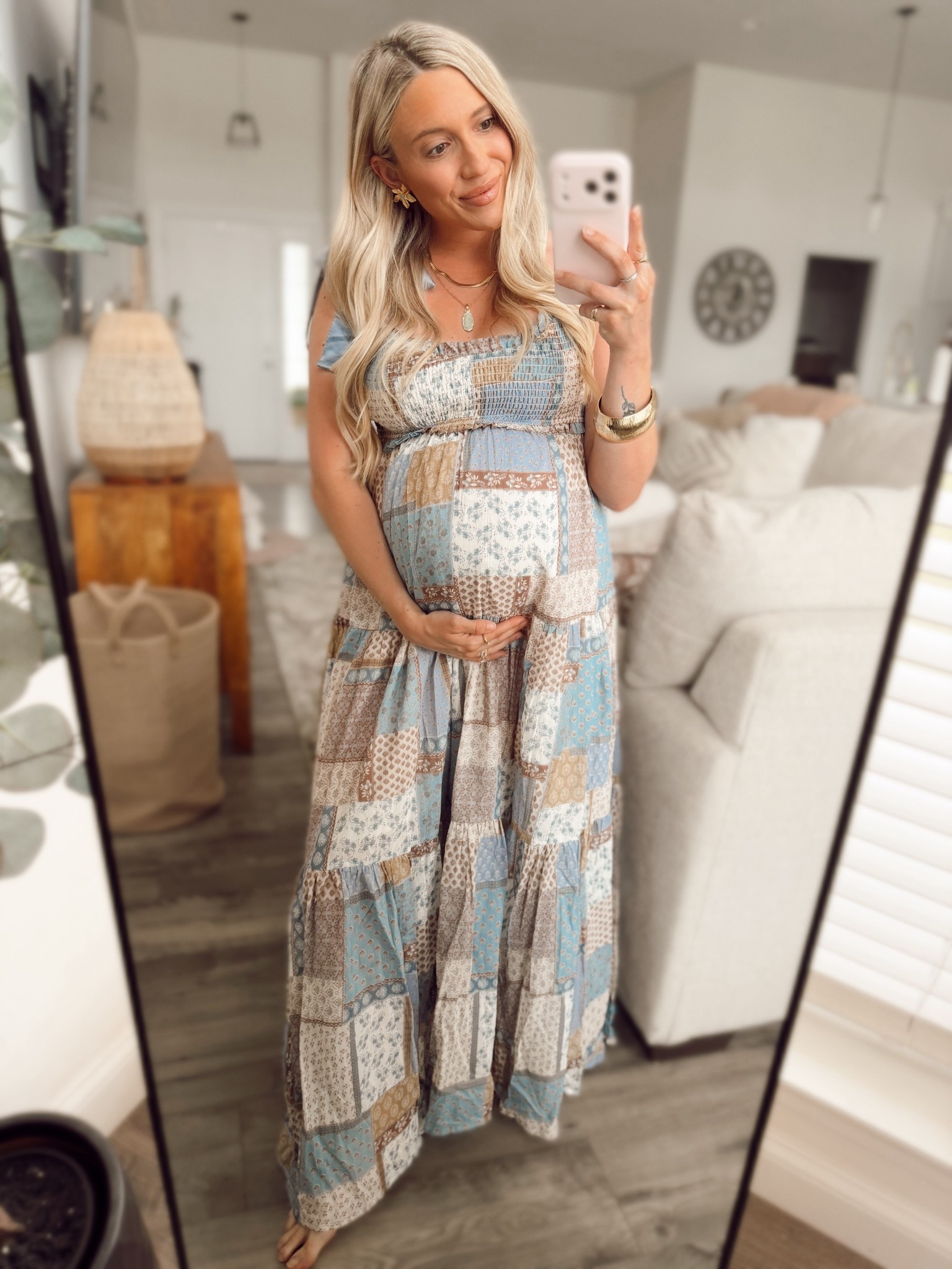 @VICI mini haul of some adorable spring dresses “KERSTYNSAVE30” saves you 30% off these looks!

Size XS in this dress!

All bump friendly obviously but work for someone who’s not pregnant as well. 🤎🤎🤎